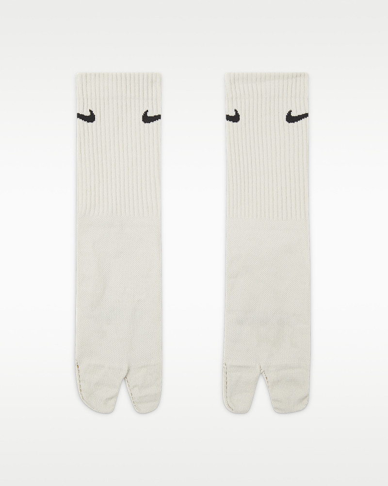 Nike Nike Everyday Plus Lightweight Crew Split-Toe Socks outlook