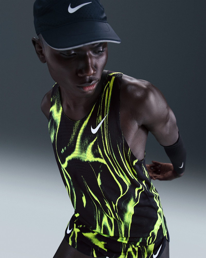 Nike AeroSwift Men's Dri-FIT ADV Running Singlet 3