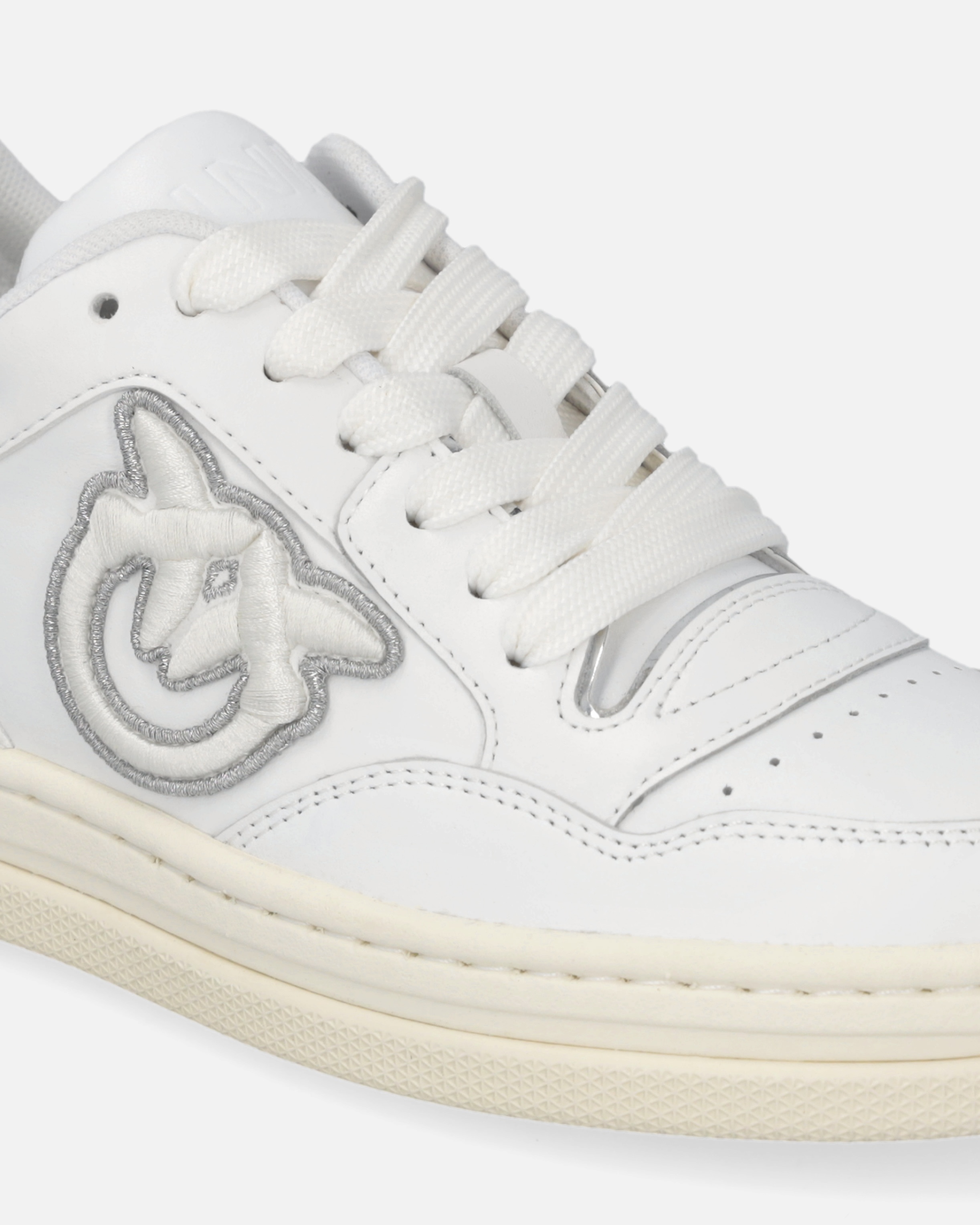 LEATHER TENNIS SHOES WITH METALLIC DETAILS - 4