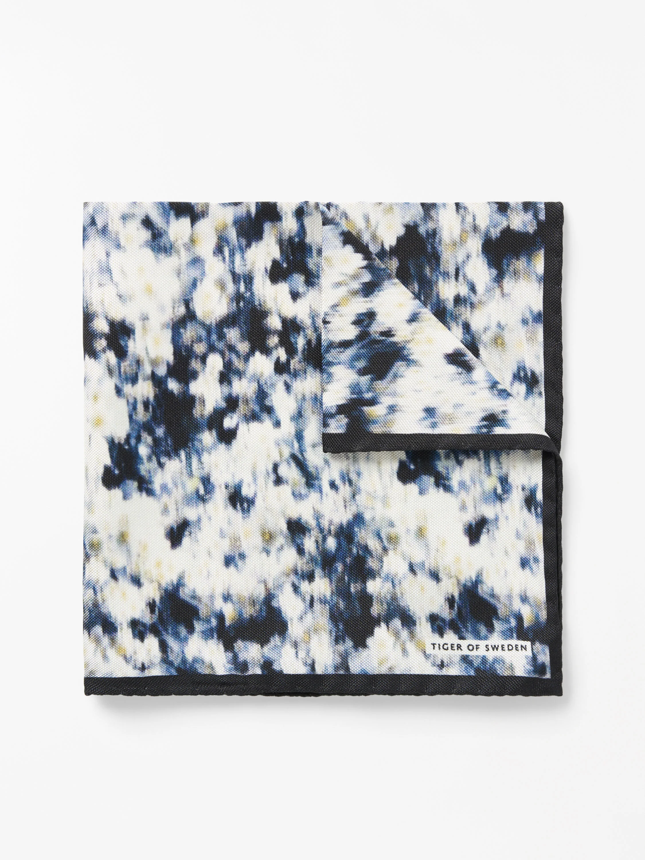 Quadra Printed Handkerchief - 1