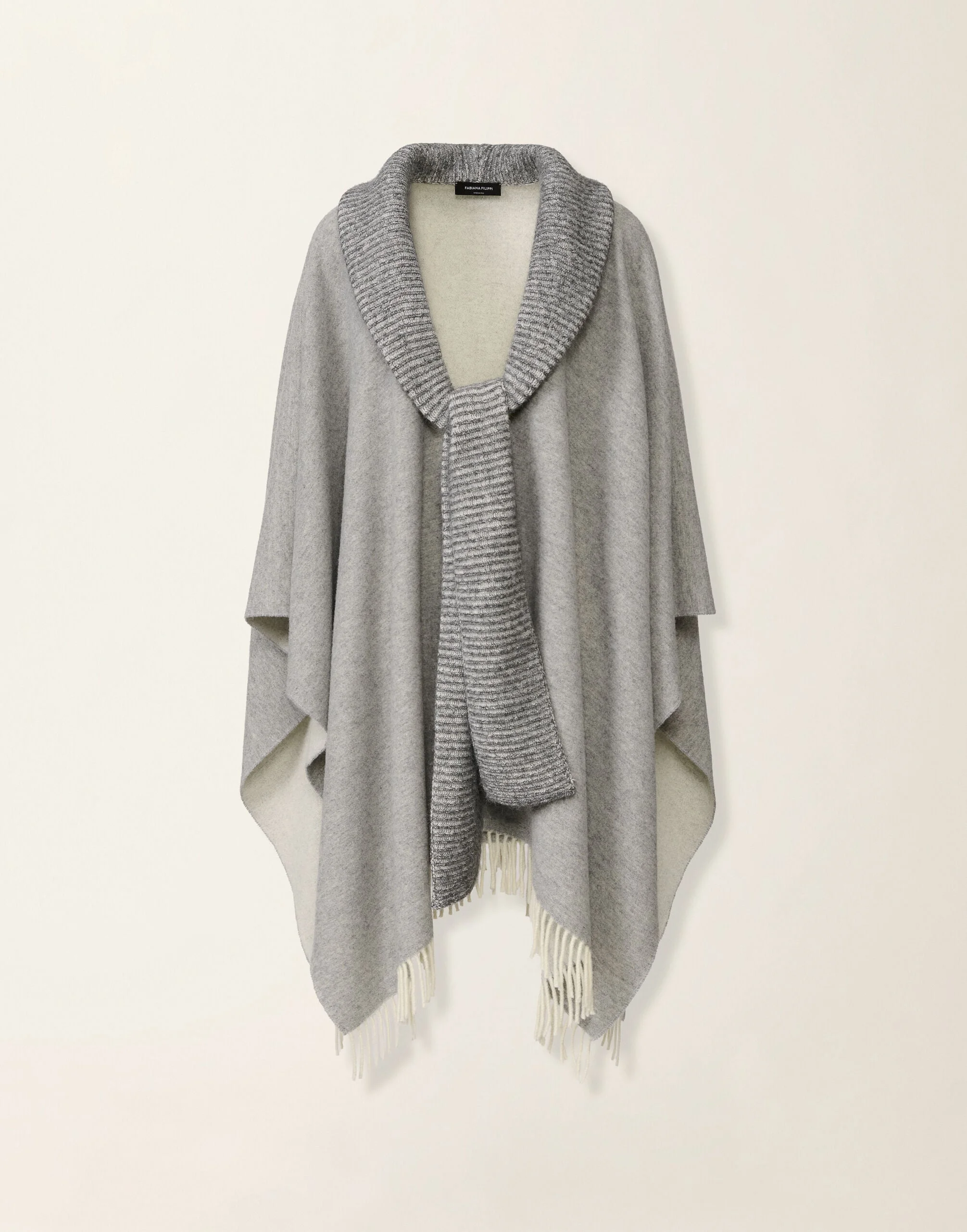 Alpaca and wool cape with sequins - 1