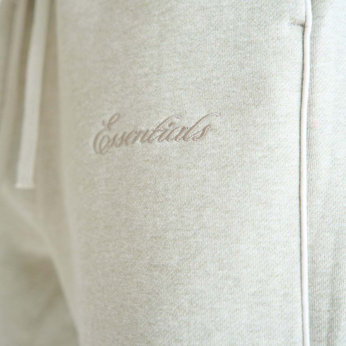 RELAXED FLEECE SWEATPANTS WITH PIPING (HEATHER STONE/CLOUD WHITE) - 10