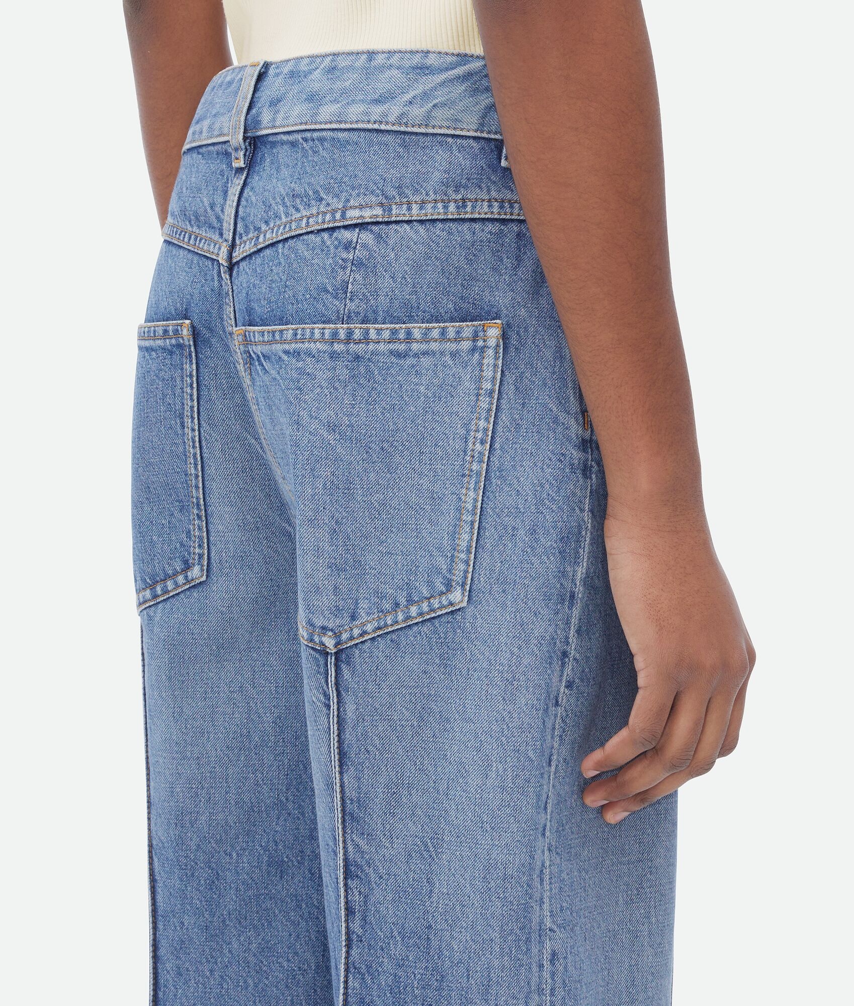 Curved Shape Vintage Indigo Denim - 4