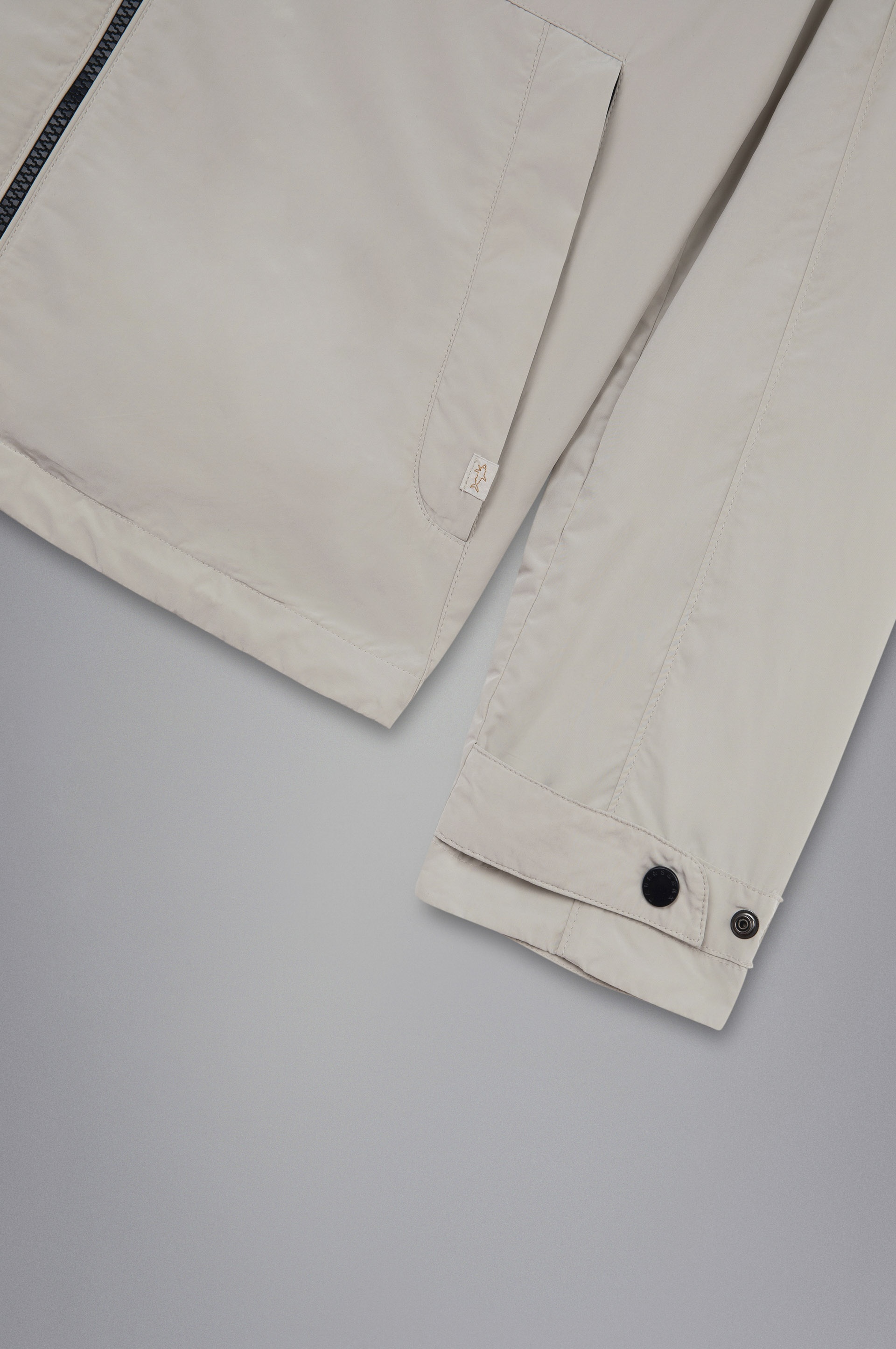 RE-130 HIGH DENSITY WINDBREAKER - 5
