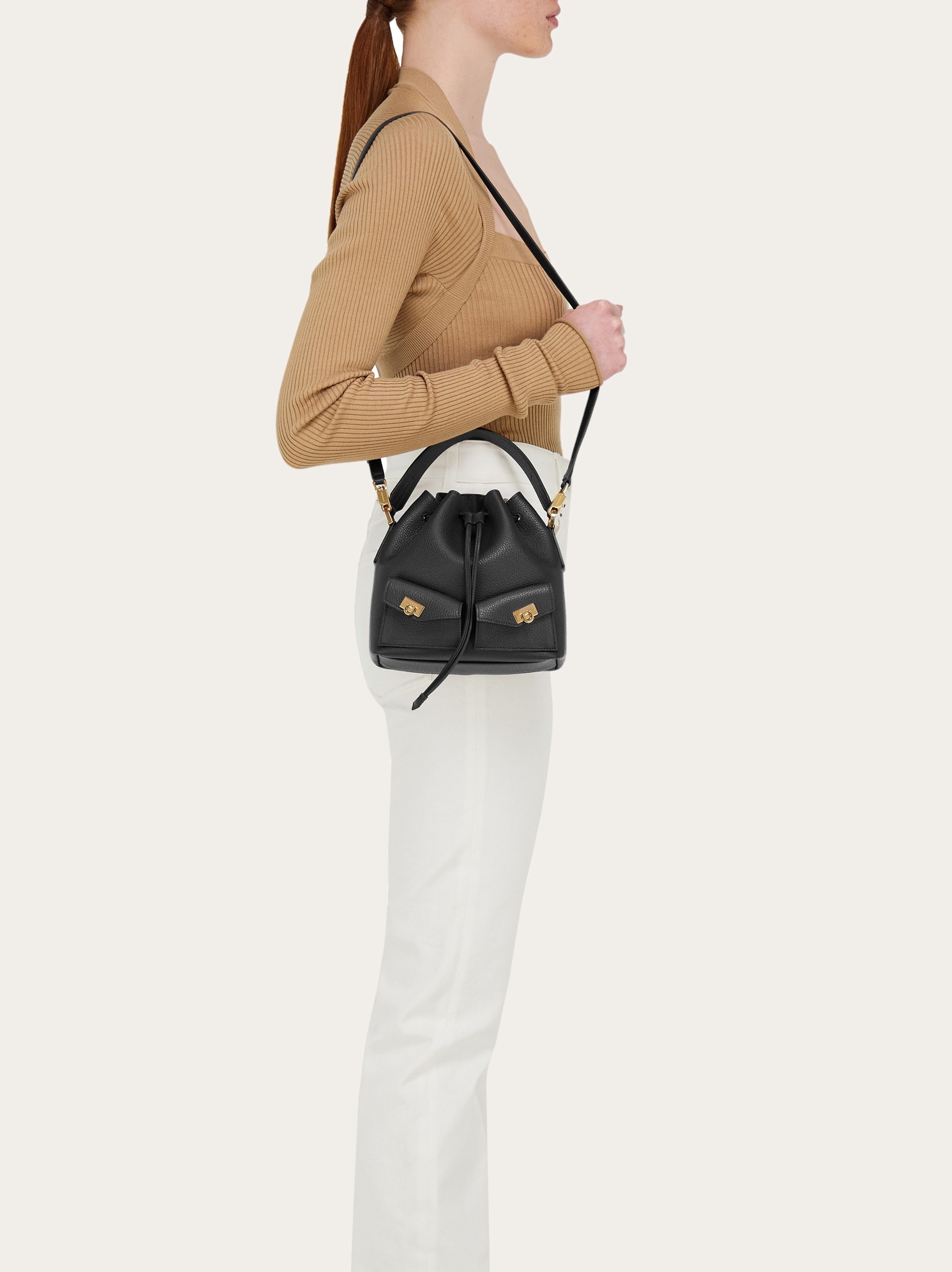 Multipocket bucket bag - 8
