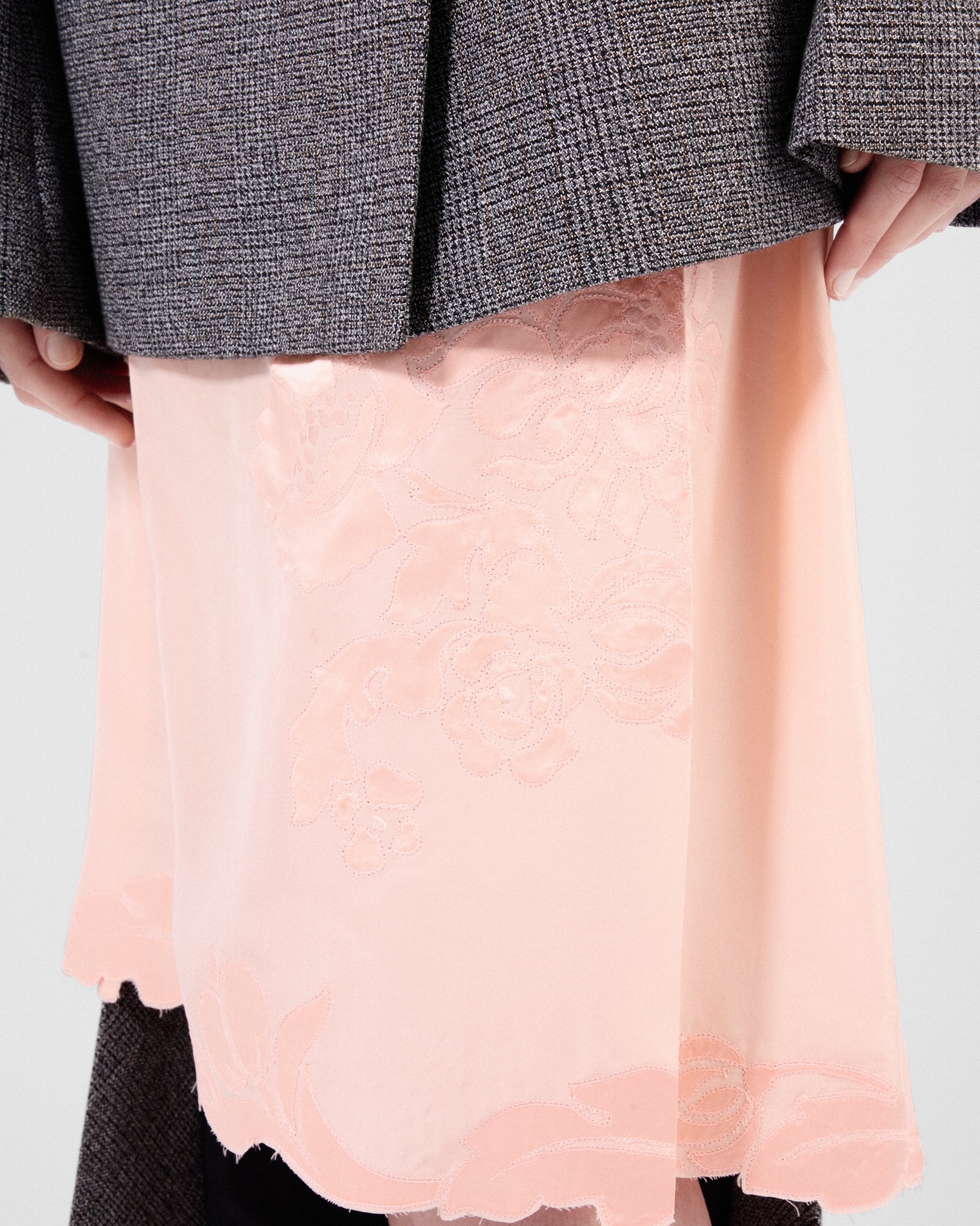 Embroidered habutai silk skirt - 3