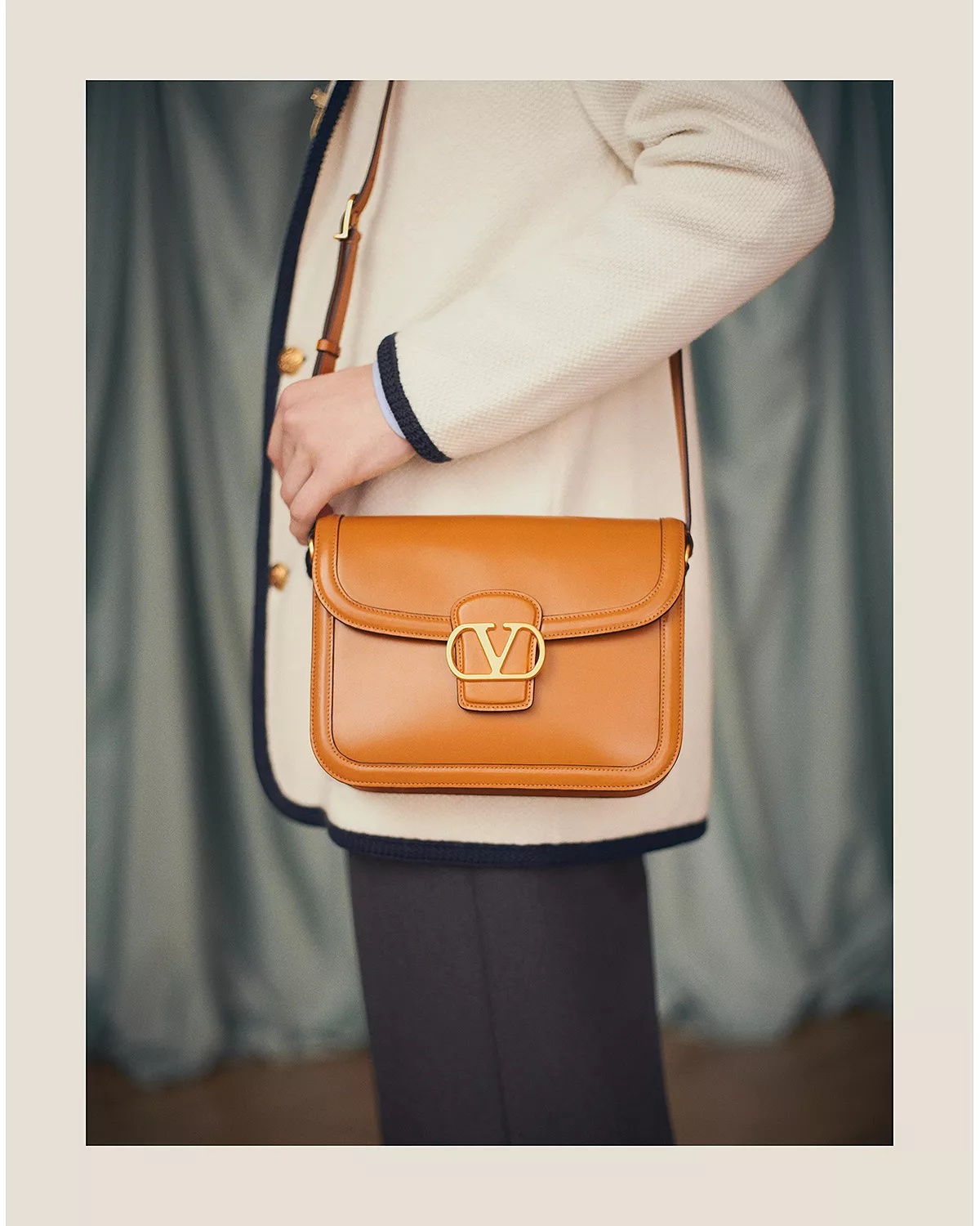 Leather Shoulder Bag - 3