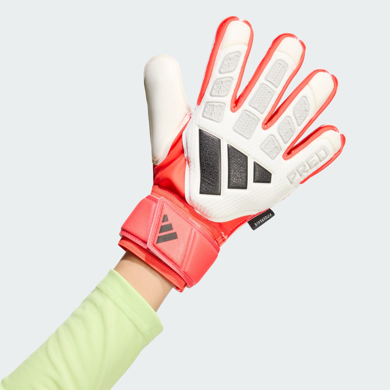 PREDATOR GOALKEEPER GLOVE MATCH FINGERSAVE JUNIOR 3