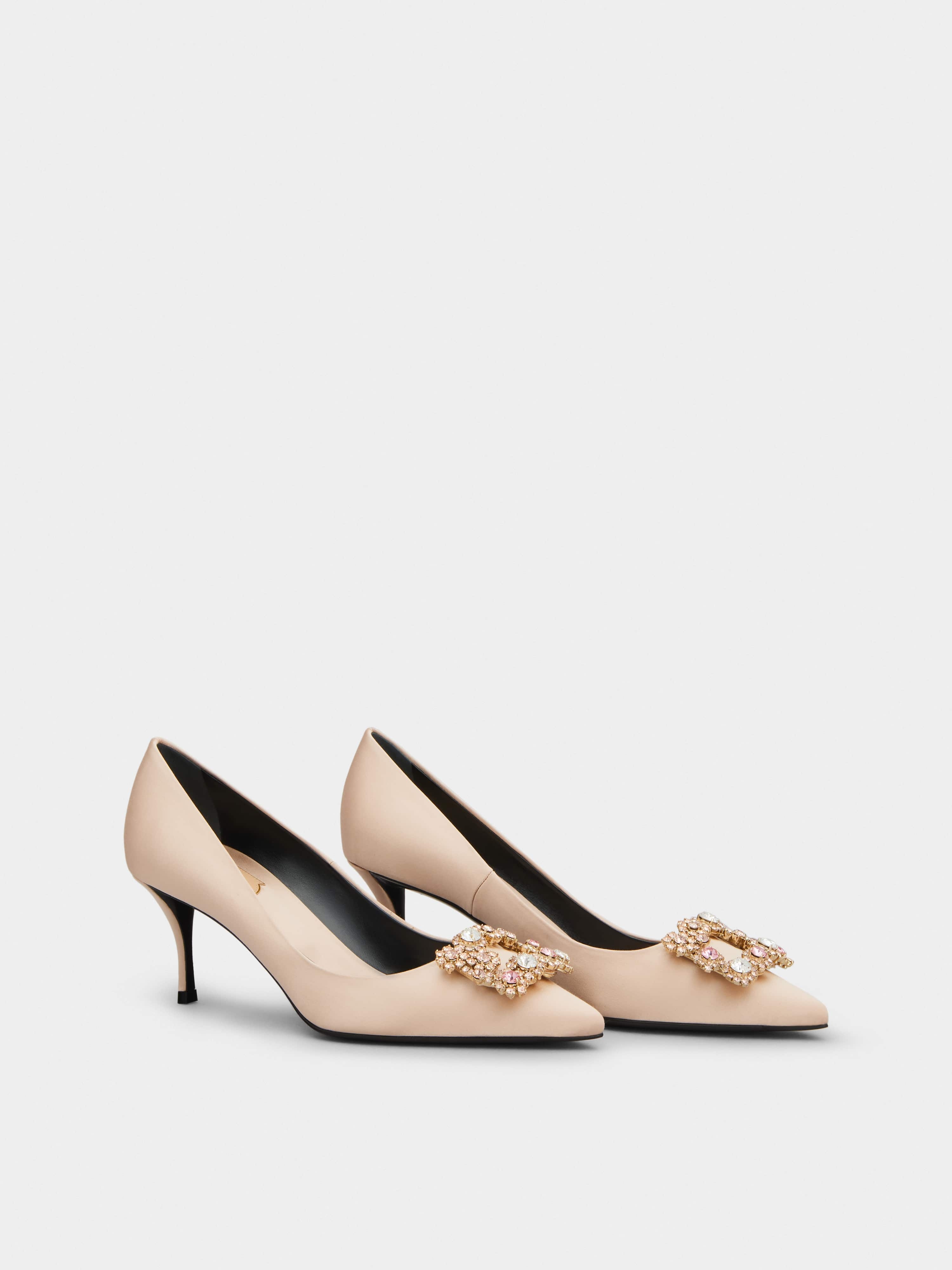 Flower Strass Buckle Pumps in Satin - 2