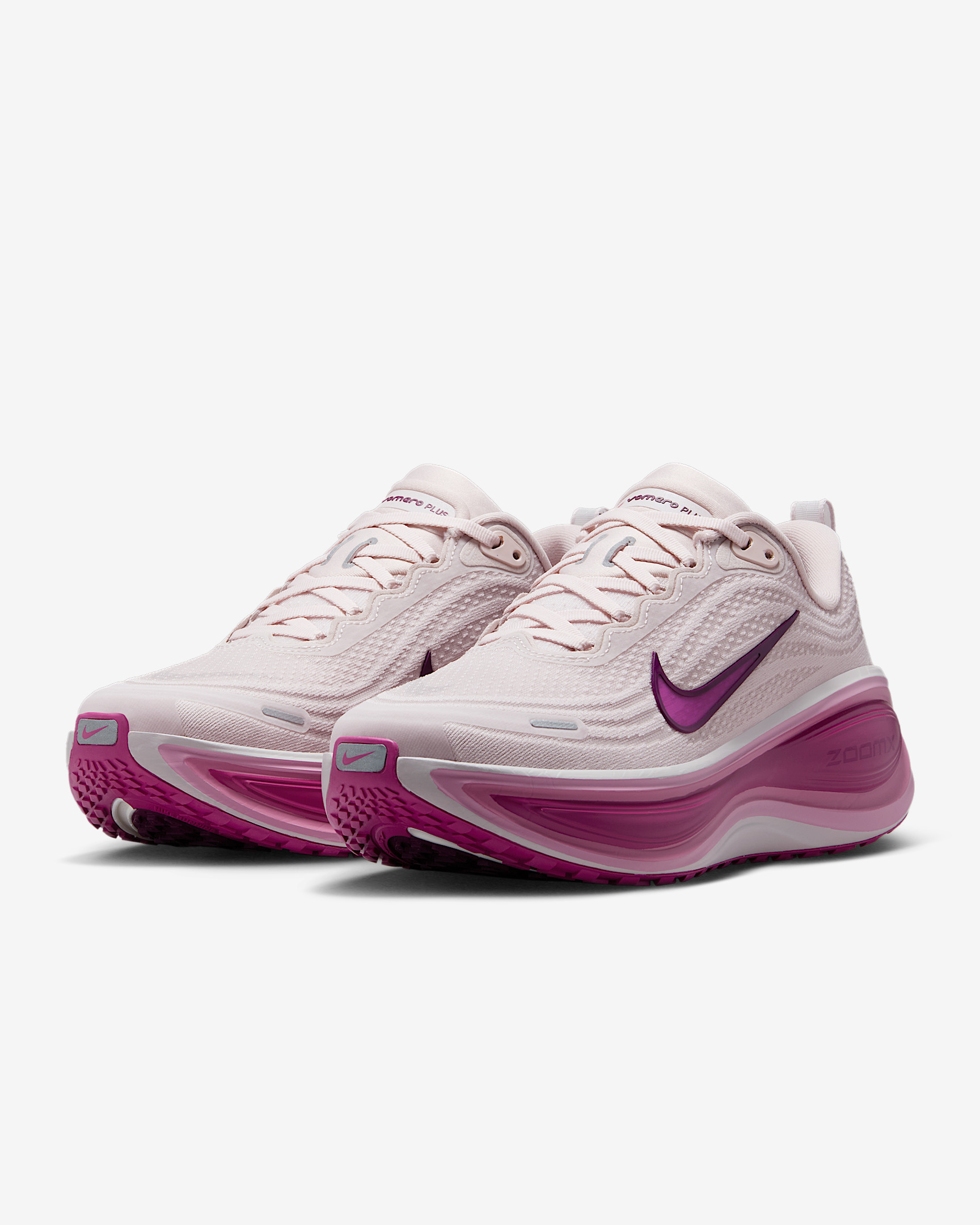 Nike Vomero Plus Women's Road Running Shoes - 5