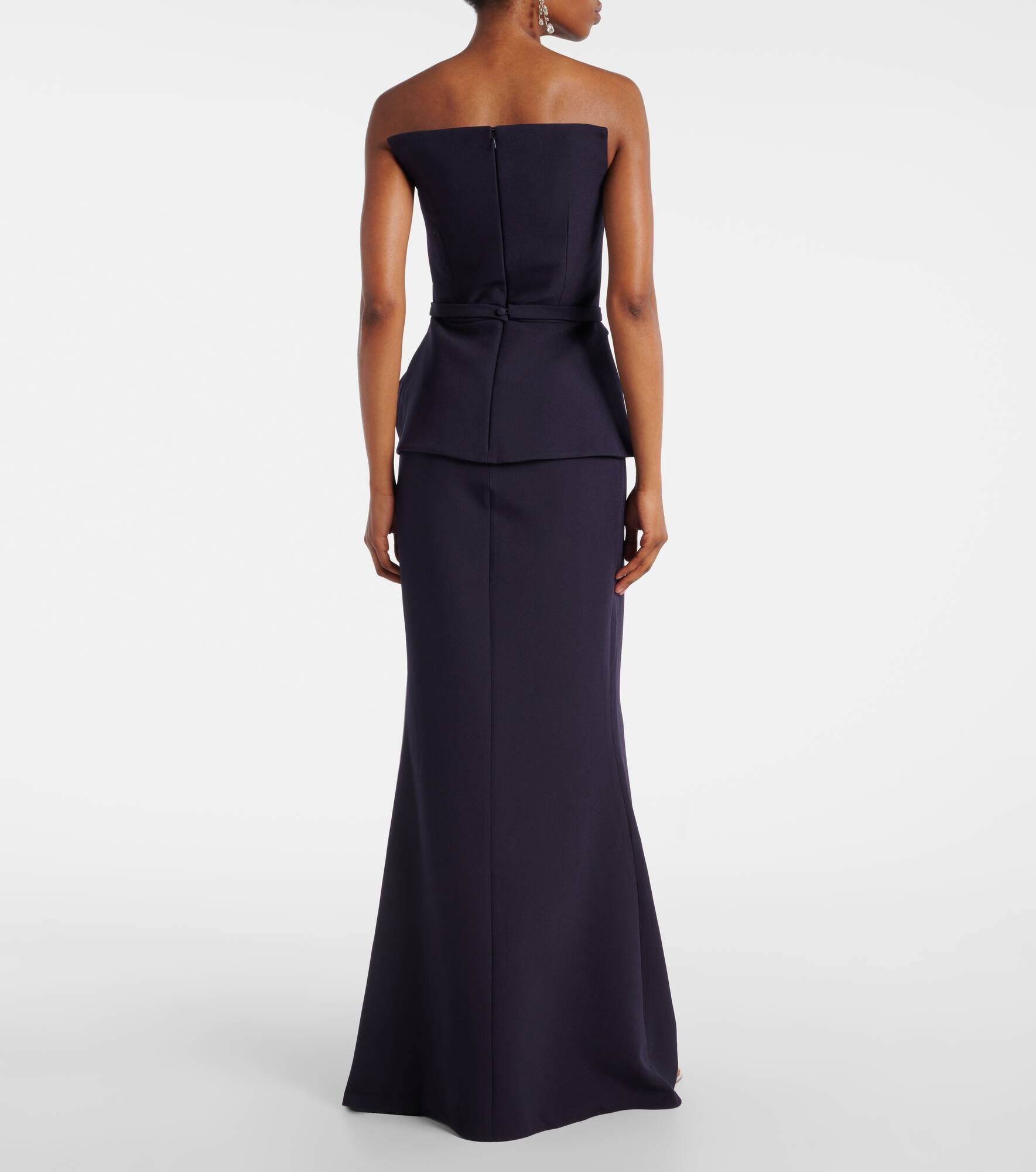 Belted crêpe gown - 3