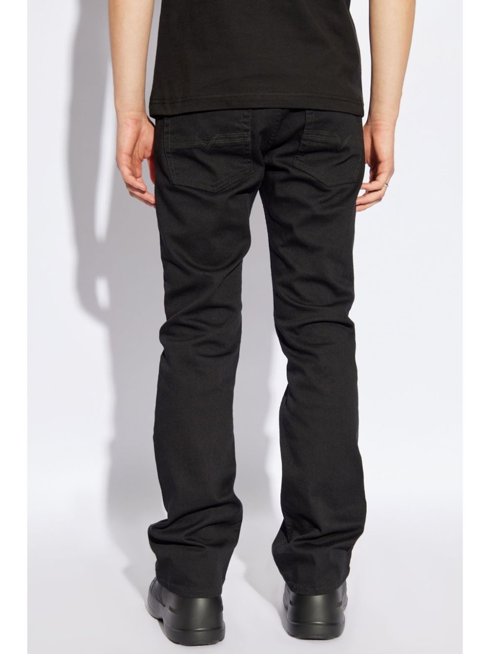 mid-rise jeans - 4