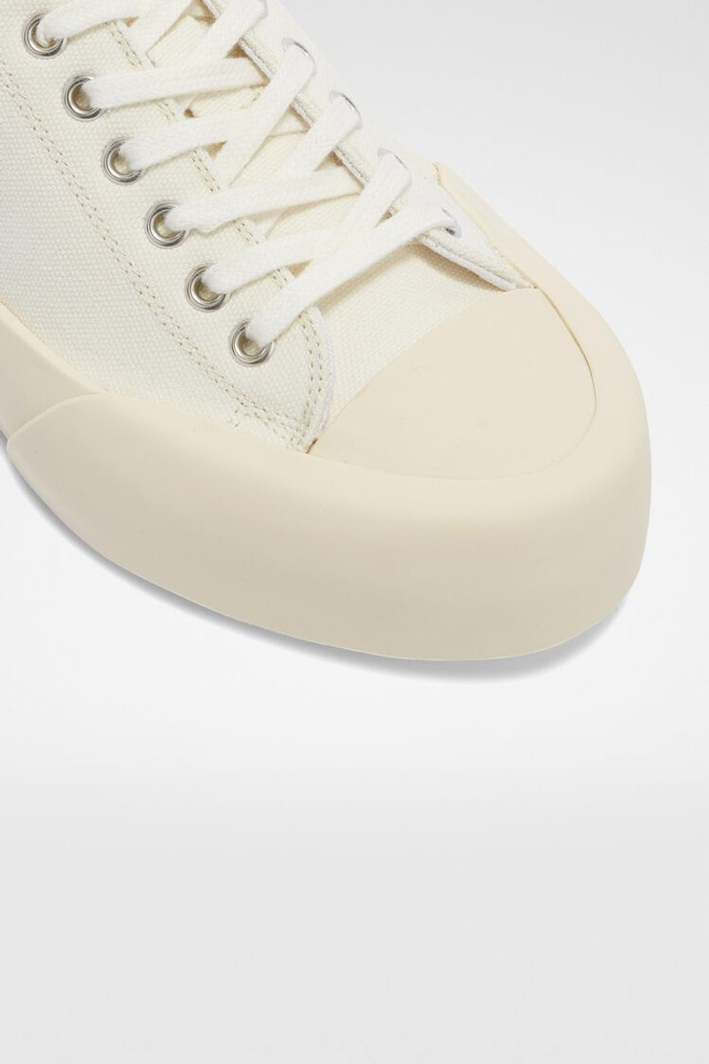 Sneakers 6