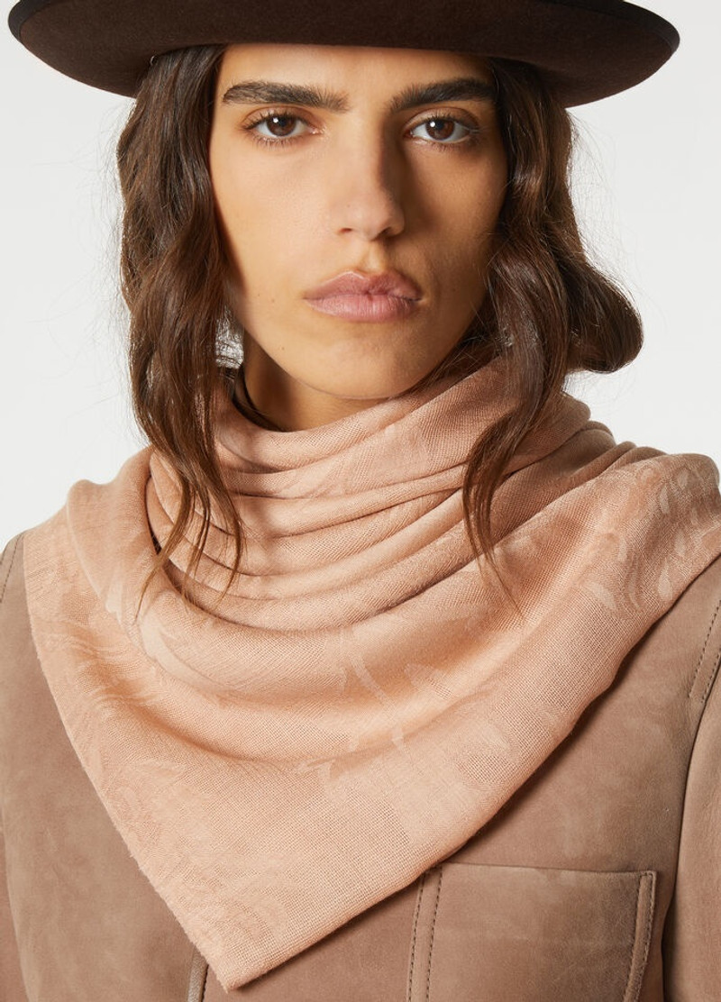 Loro Piana Cardo Stole outlook