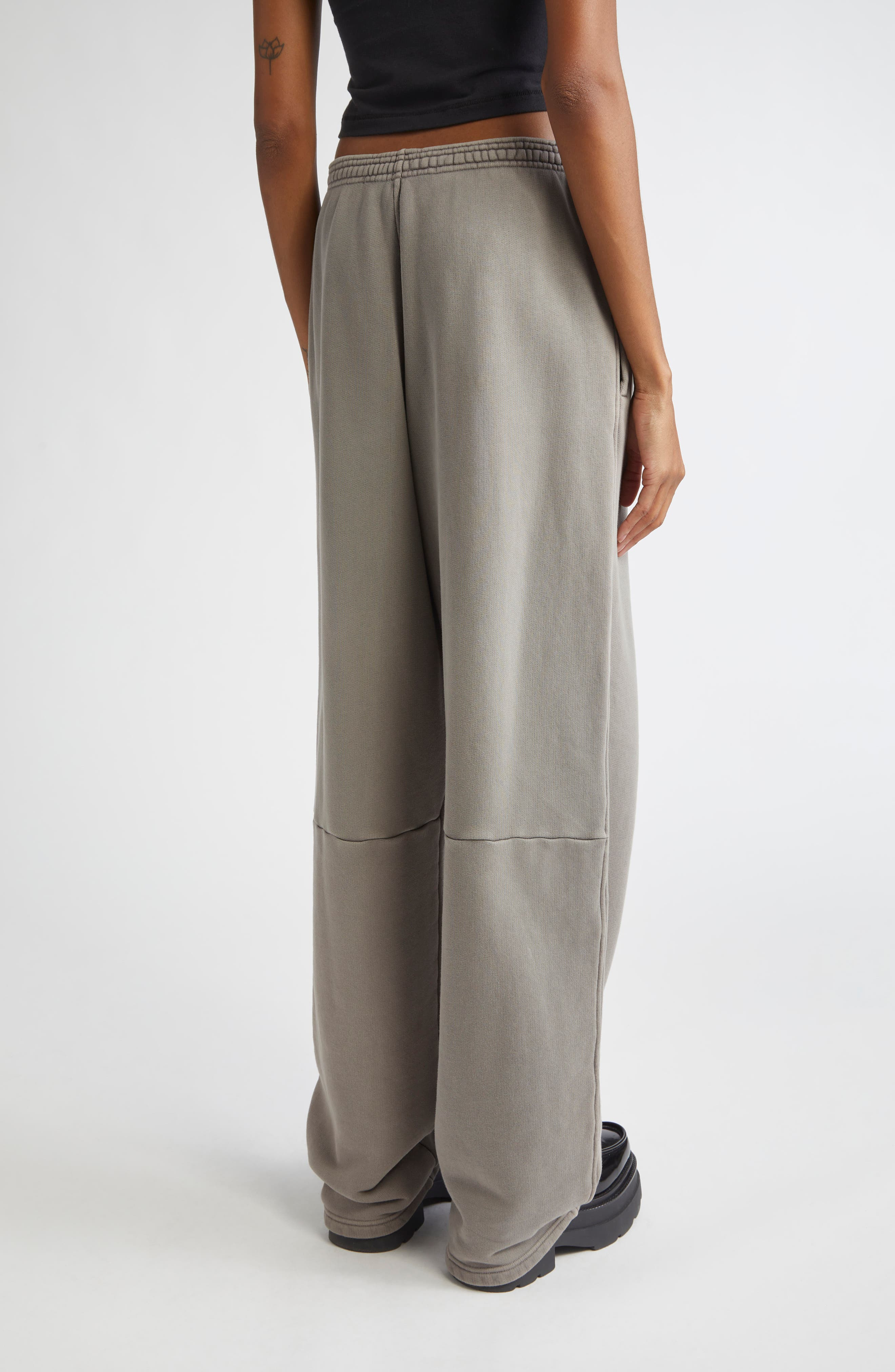 Alexander Wang Articulated Leg Loose Fit Sweatpants in Washed Cement at Nordstrom - 3