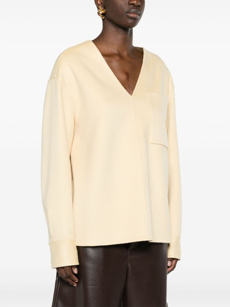 V-neck cashmere jumper 3
