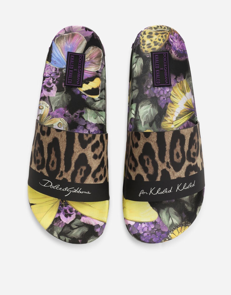 Rubber beachwear sliders with butterflies print - 4