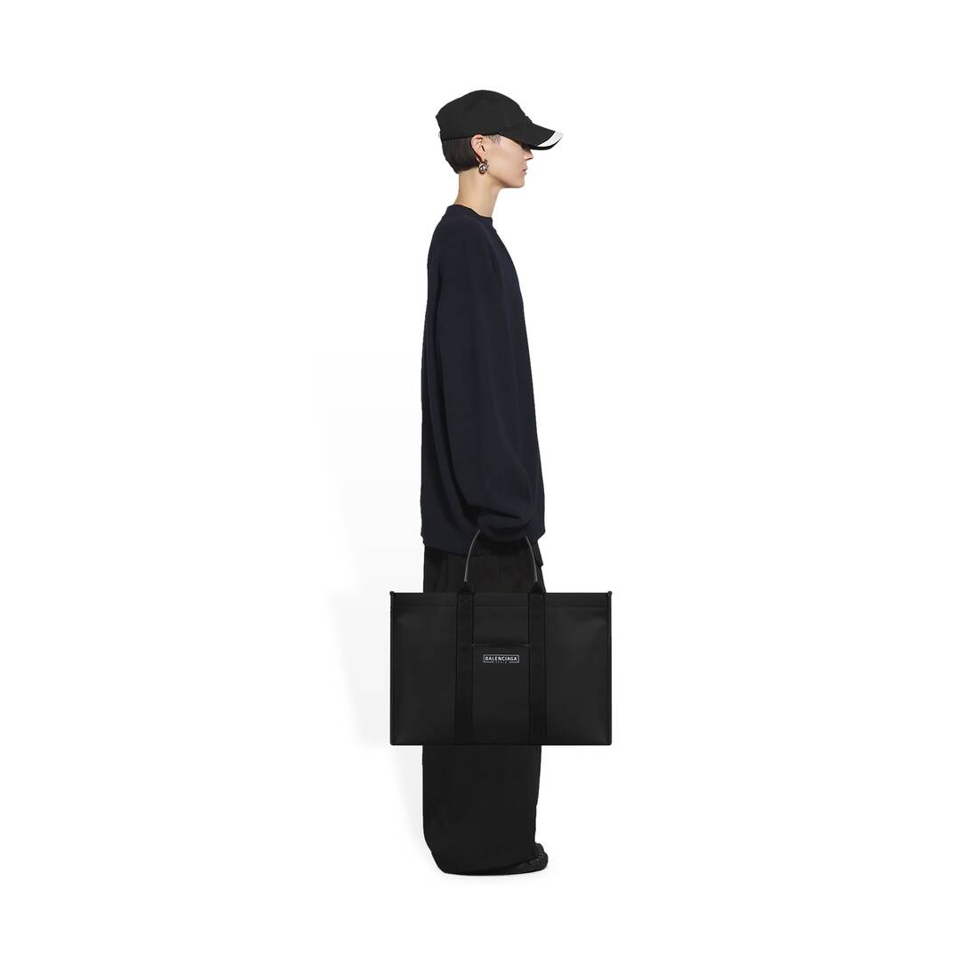 Hardware Large Tote Bag in Black - 2