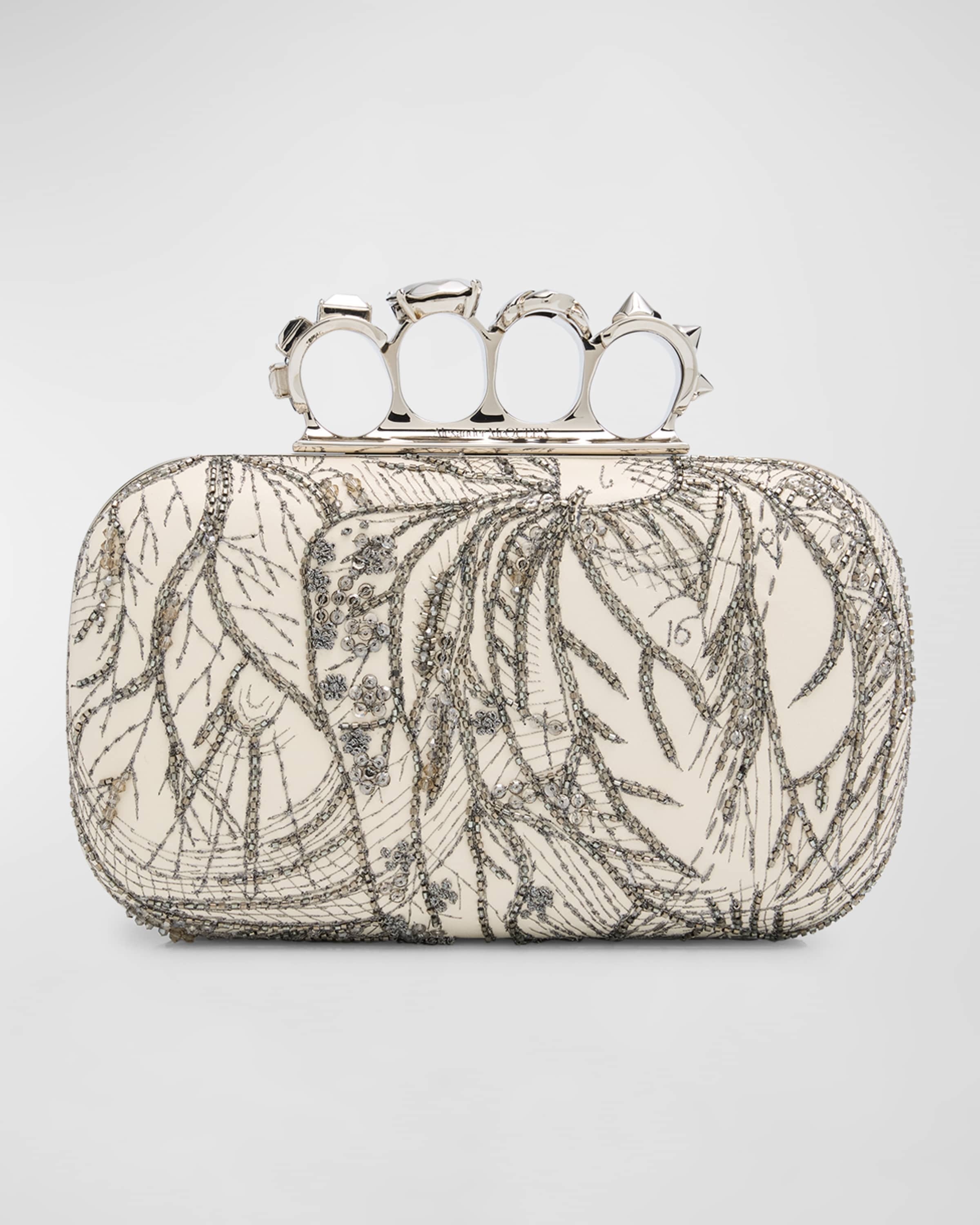 Knuckle Four-Ring Embellished Clutch Bag - 1
