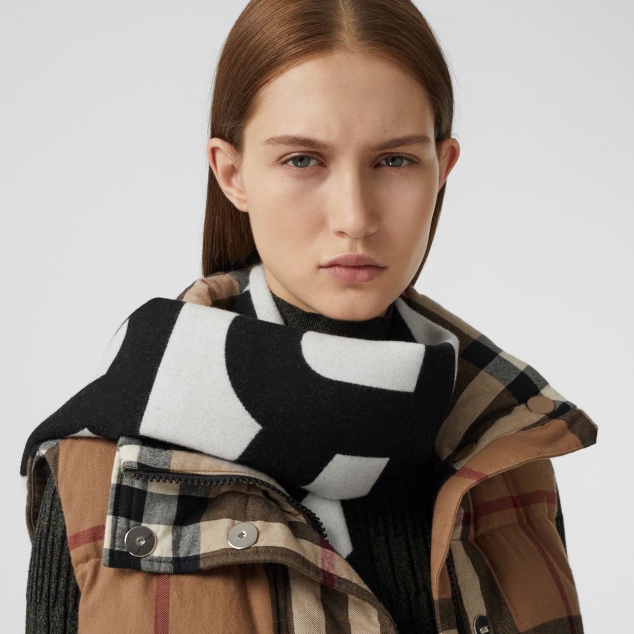 Reversible Check and Logo Cashmere Scarf - 3