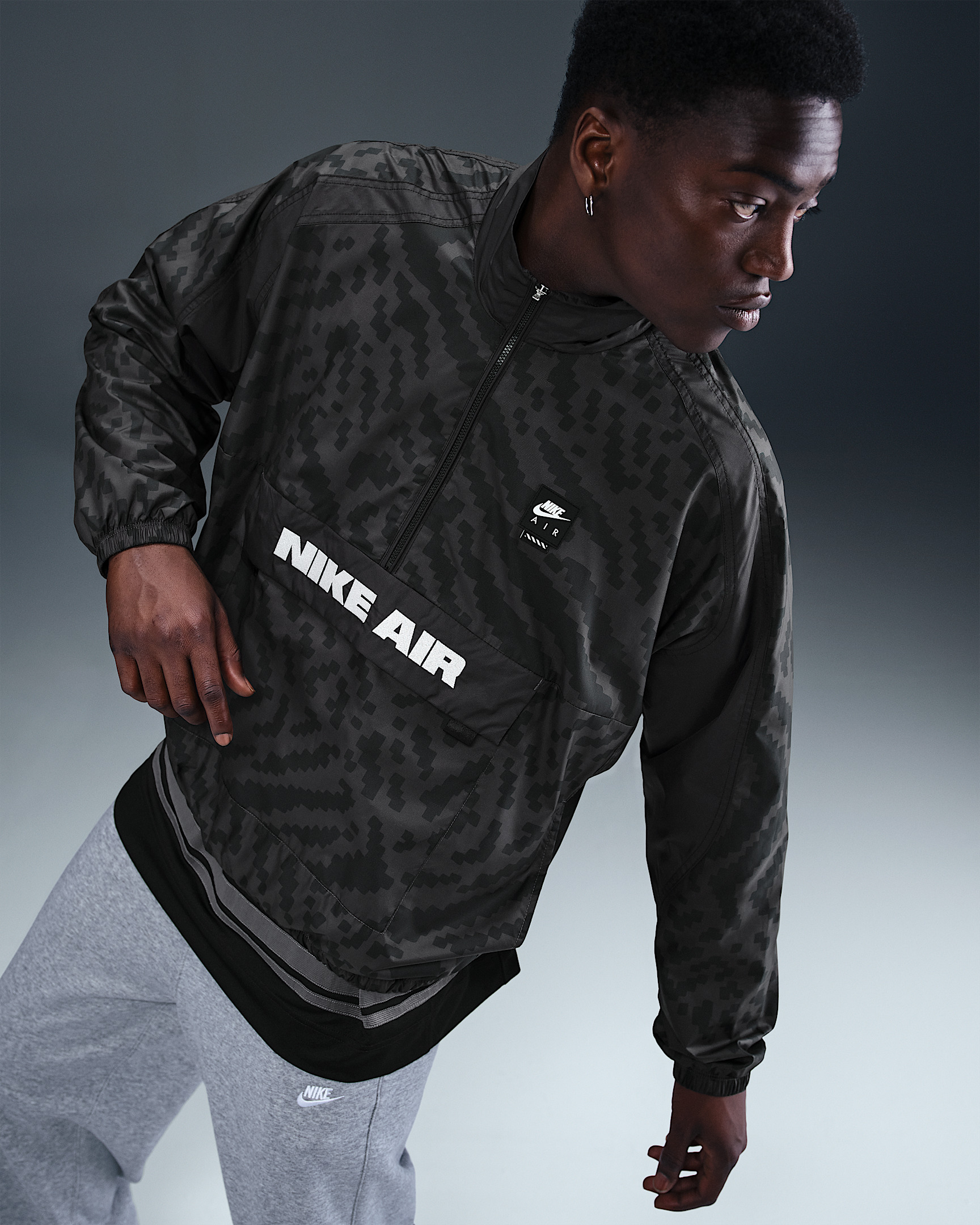 Nike Air Men's Half-Zip Jacket - 3