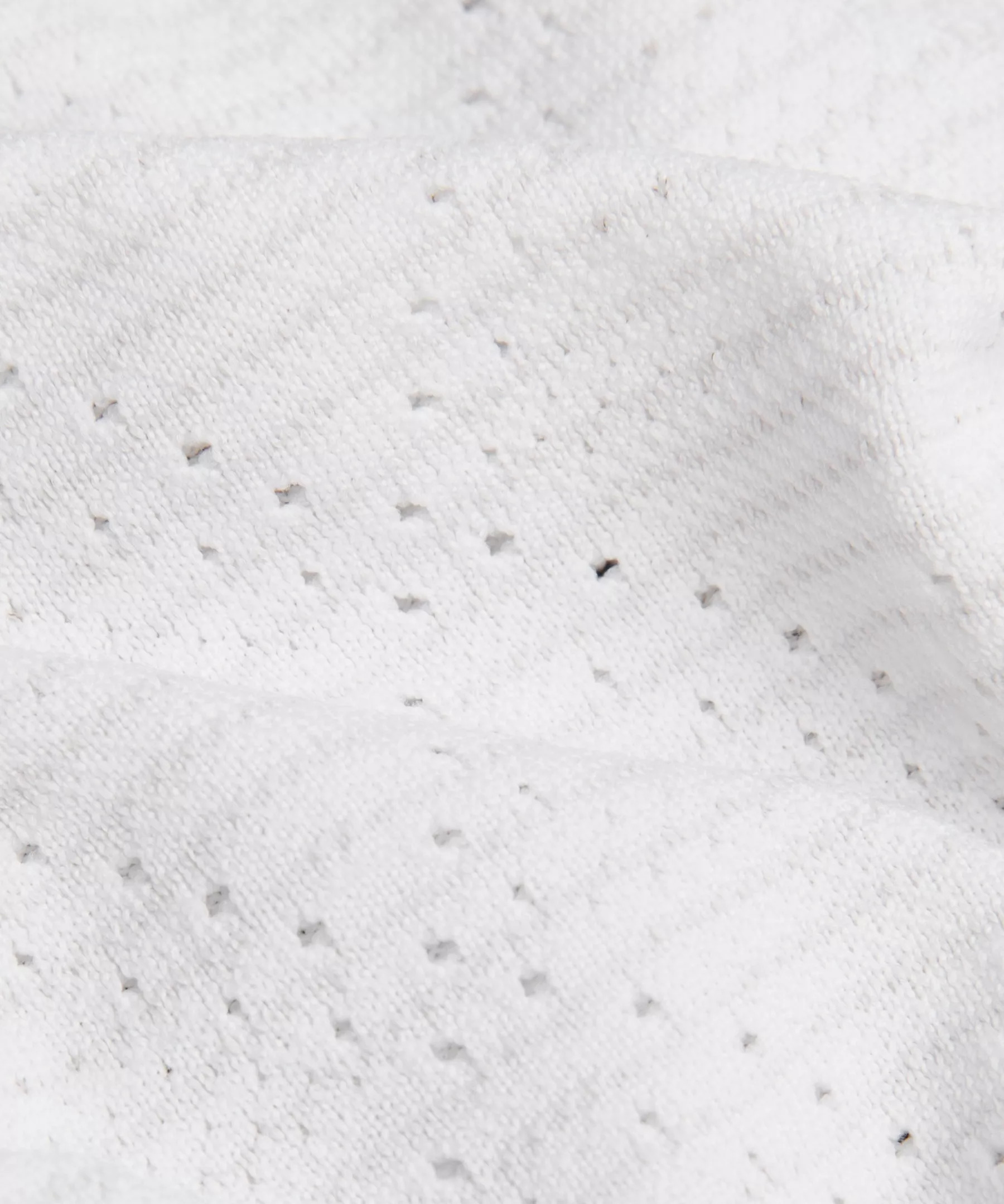 Swiftly Tech Short-Sleeve Shirt 2.0 *Hip Length - 6