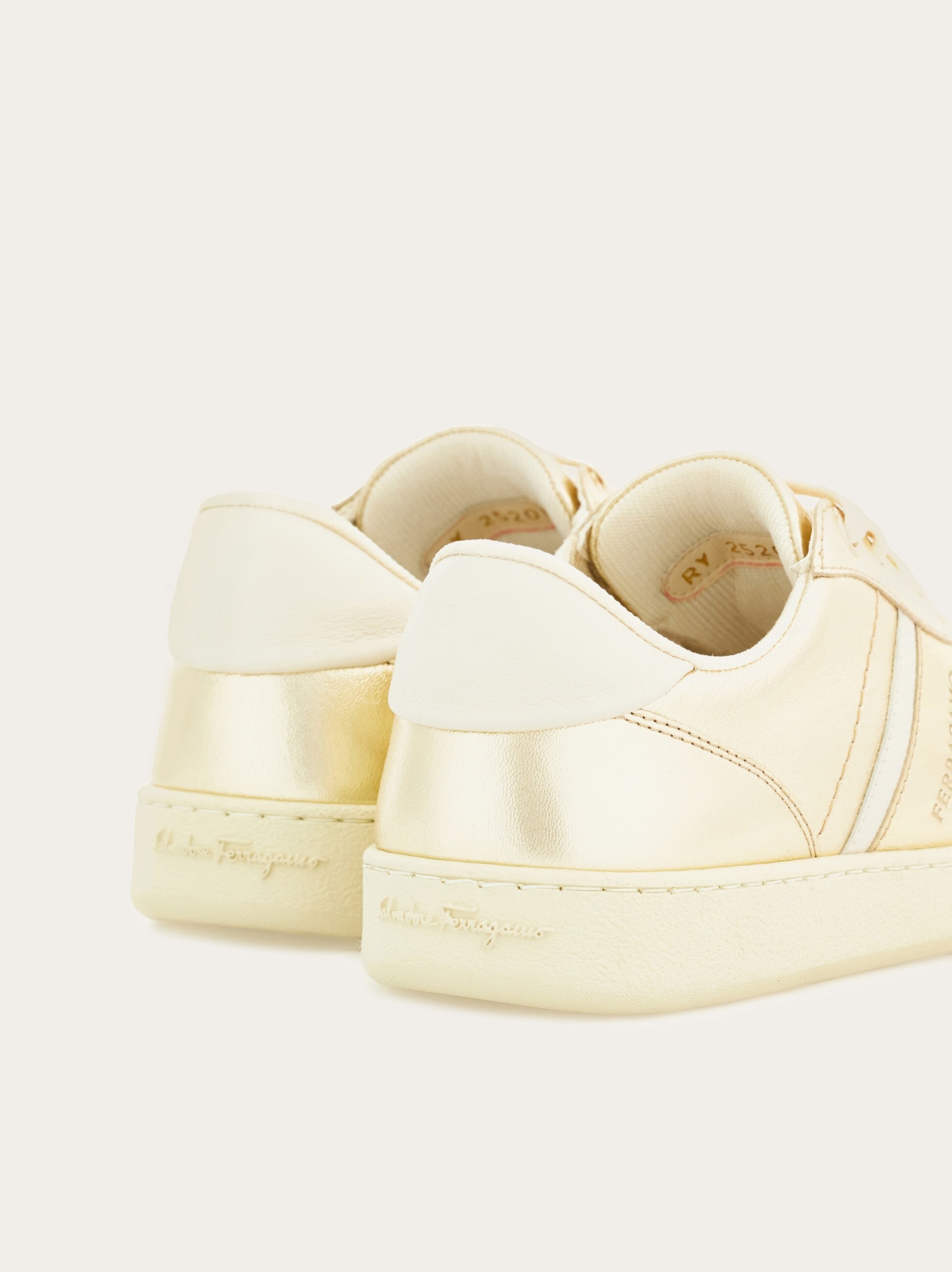 Signature low top sneaker - 4