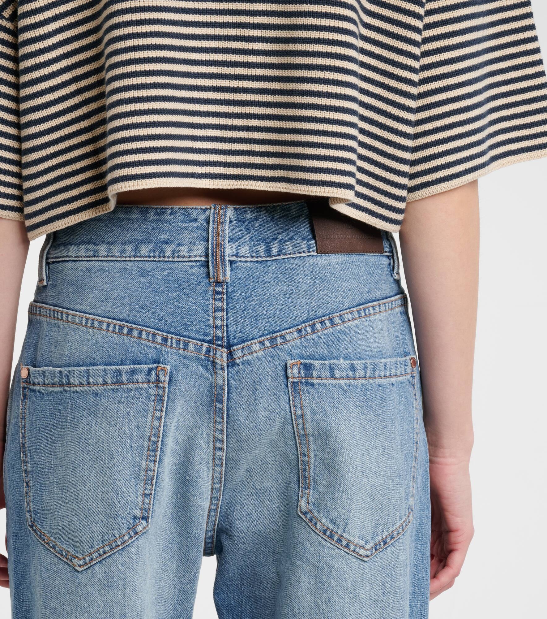 Mid-rise straight jeans - 6