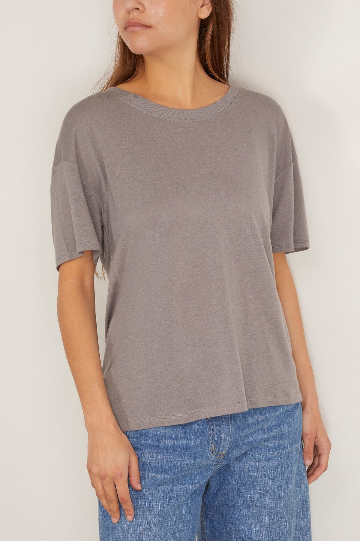 Short Sleeved T-Shirt in Concrete Grey - 4