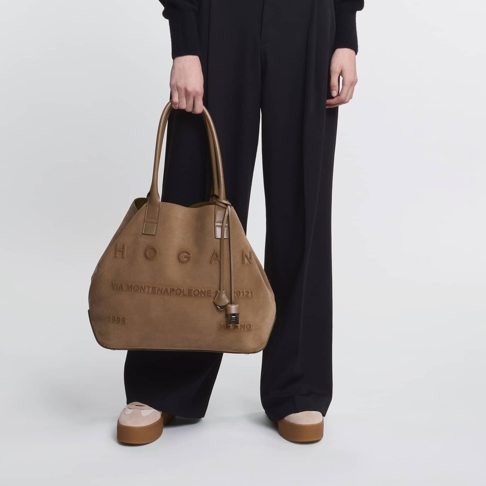 Hogan Script Shopping Bag Medium - 9