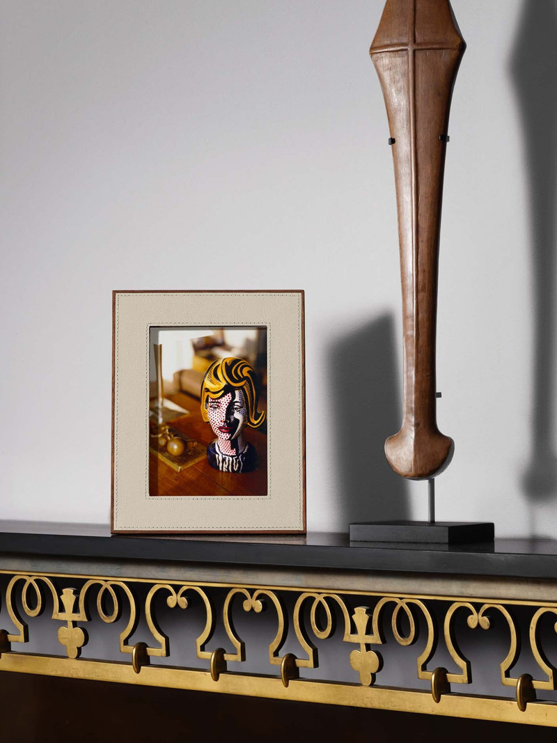 ASSOULINE Heritage Frame - Stone outlook