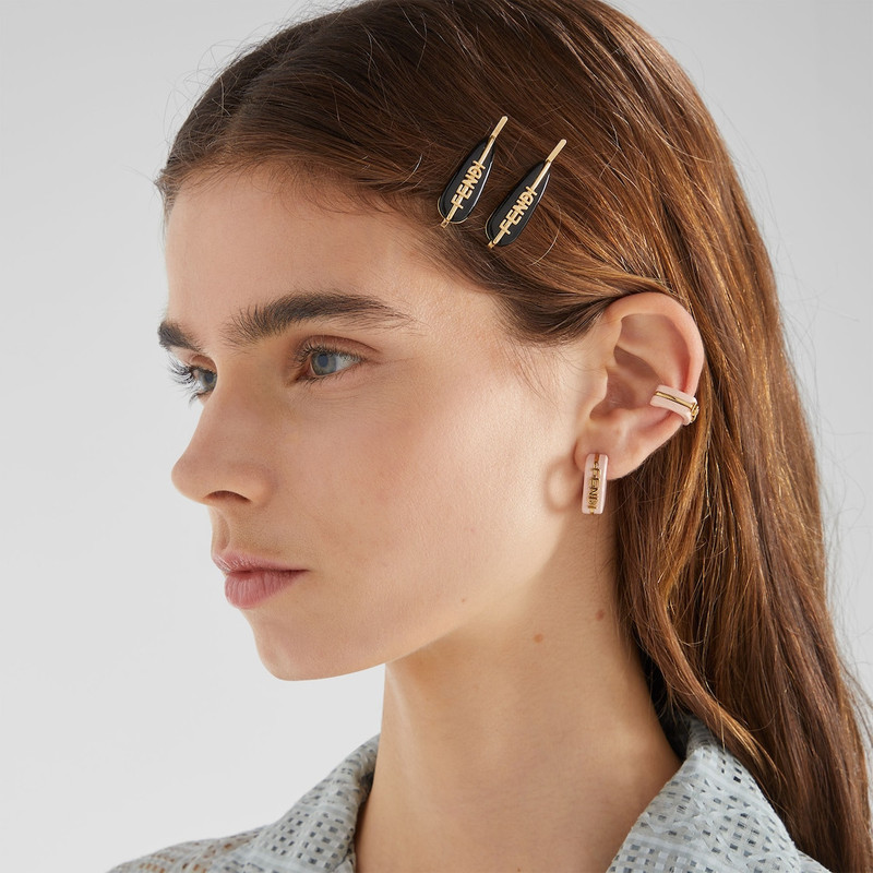 Fendigraphy Earcuff Pastel pink and gold-colored metal earring 3