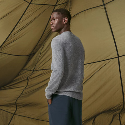 Hermès Cashmere crewneck sweater outlook