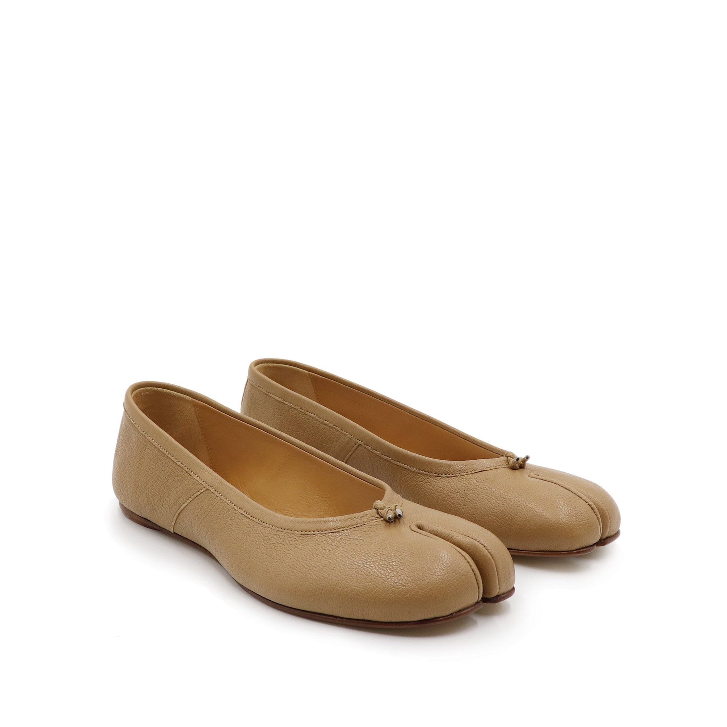 Tabi Ballerina Shoes in Nude - 2