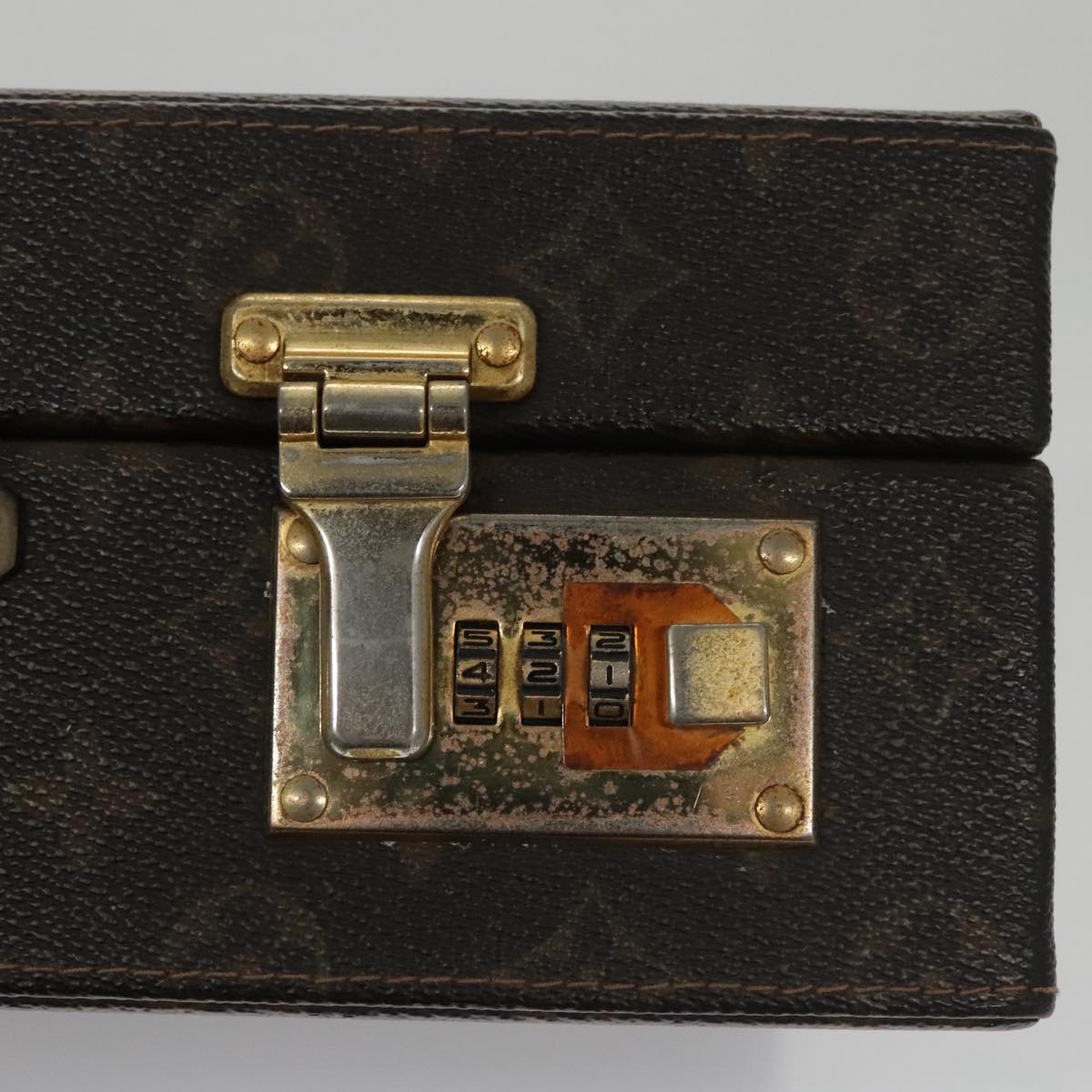 LOUIS VUITTON Monogram Crusher Business Bag M53122 - 9