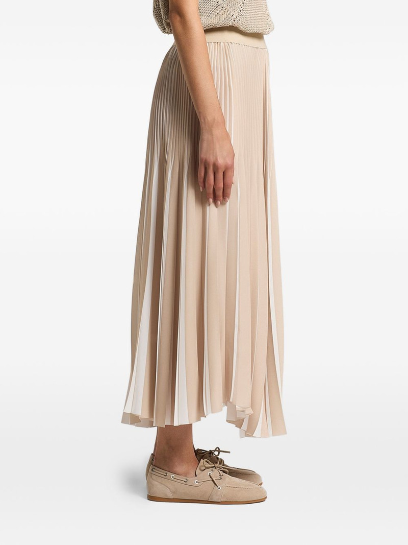 pleated skirt 3