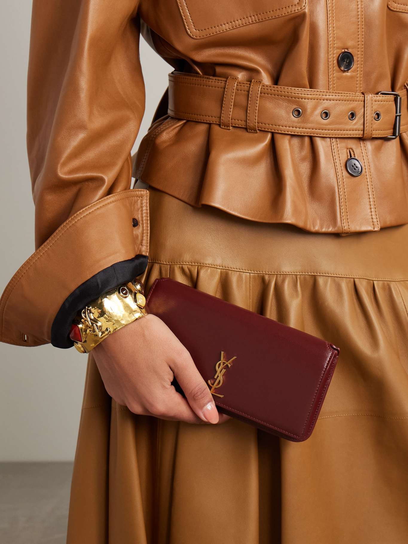 Cassandre Strap leather phone case Burgundy - 6