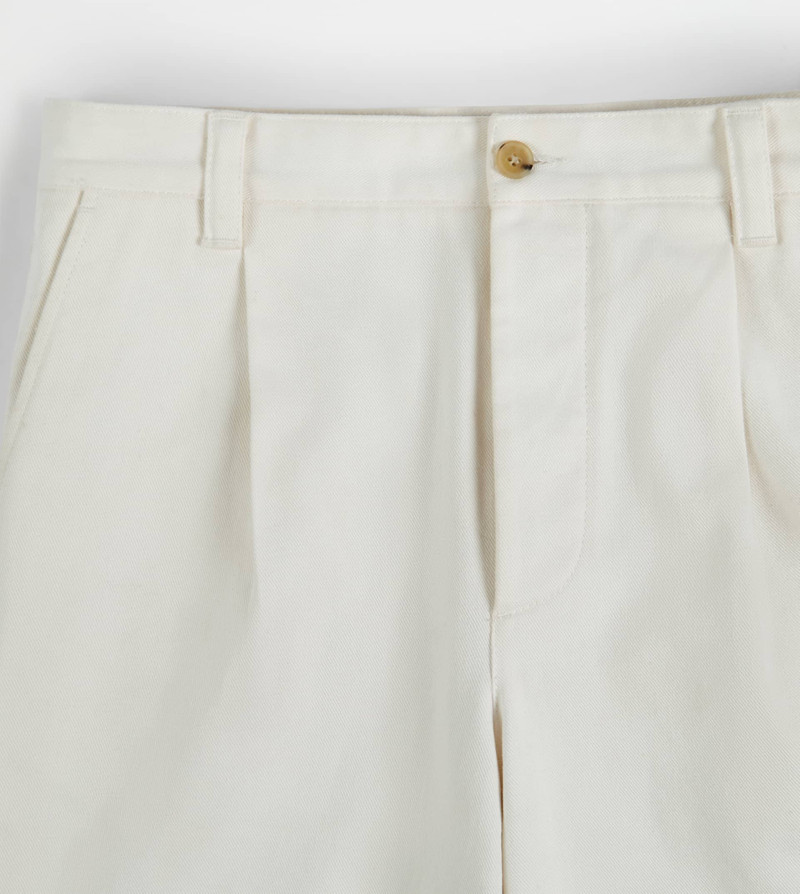 PANTS WITH DARTS - WHITE 3