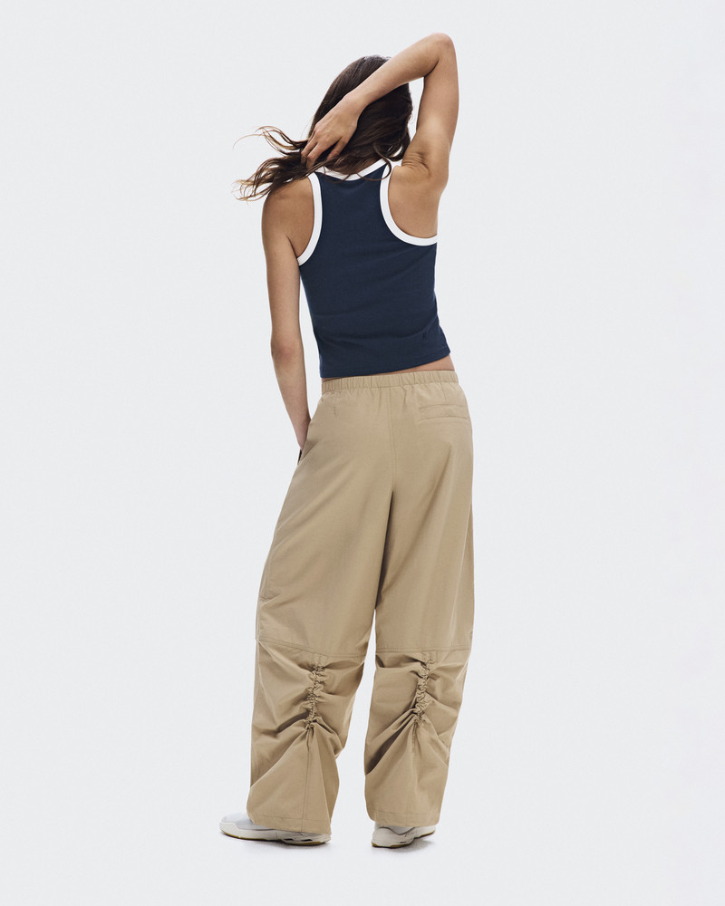 On Parachute Pants outlook
