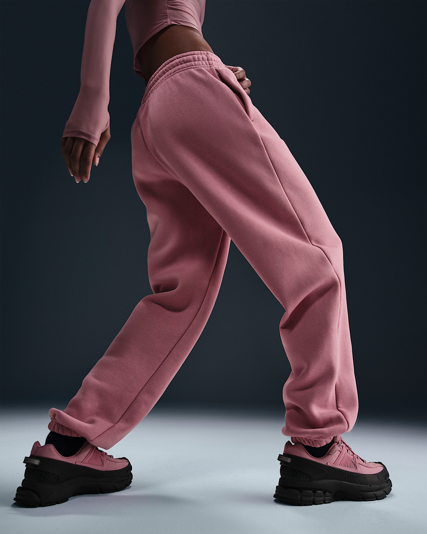 Nike Sportswear Phoenix Fleece Women's High-Waisted Oversized Sweatpants - 5