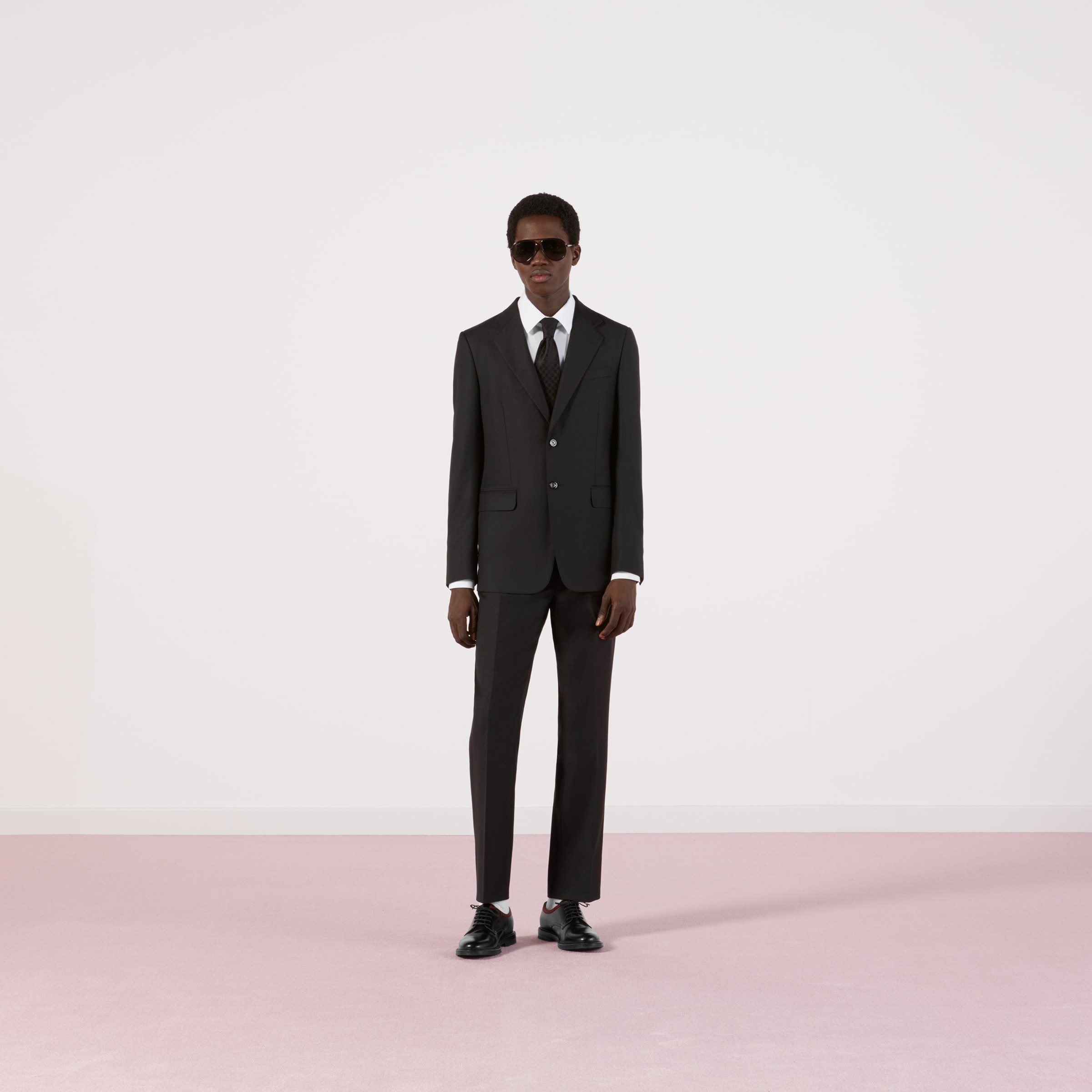 Straight fit wool suit - 10