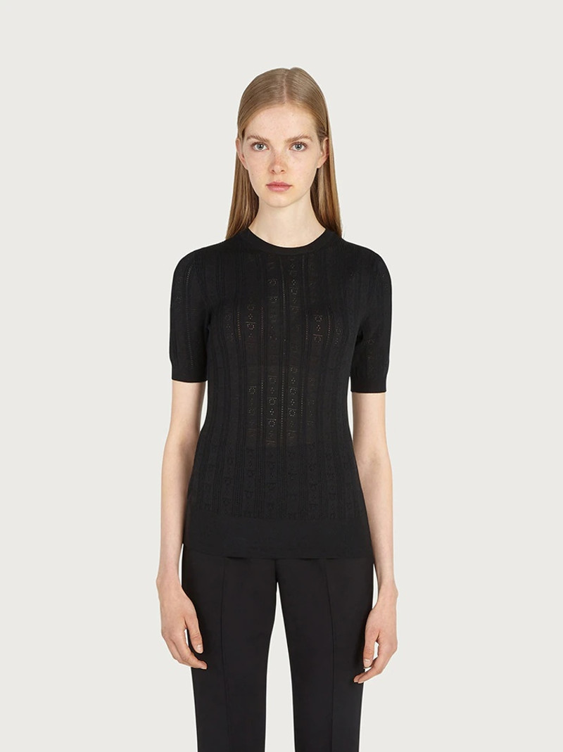 SHORT SLEEVED KNITTED TOP 1