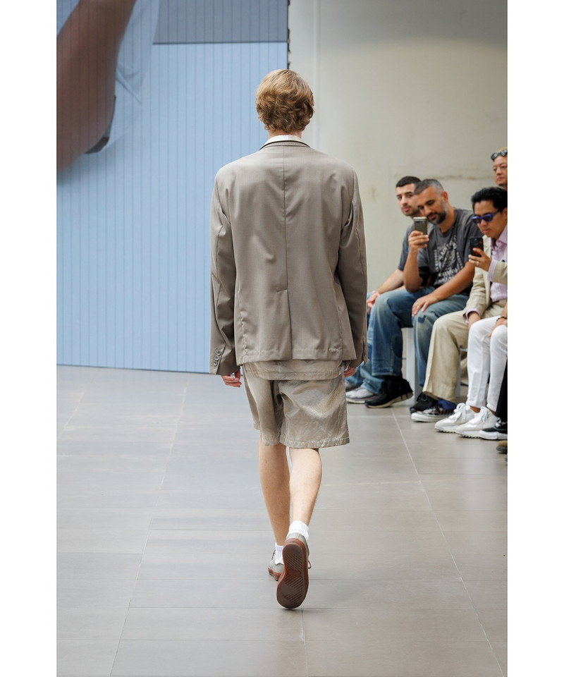 Front Layered Wool Jacket 25