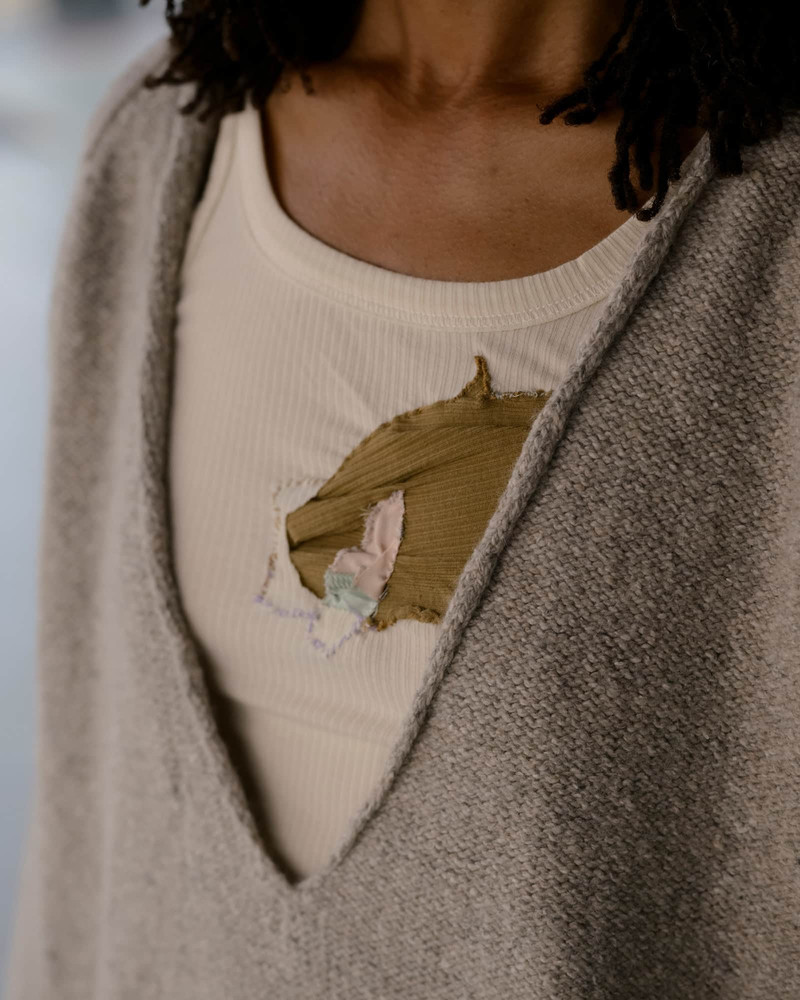 Soar V Neck - Recycled Wool 4