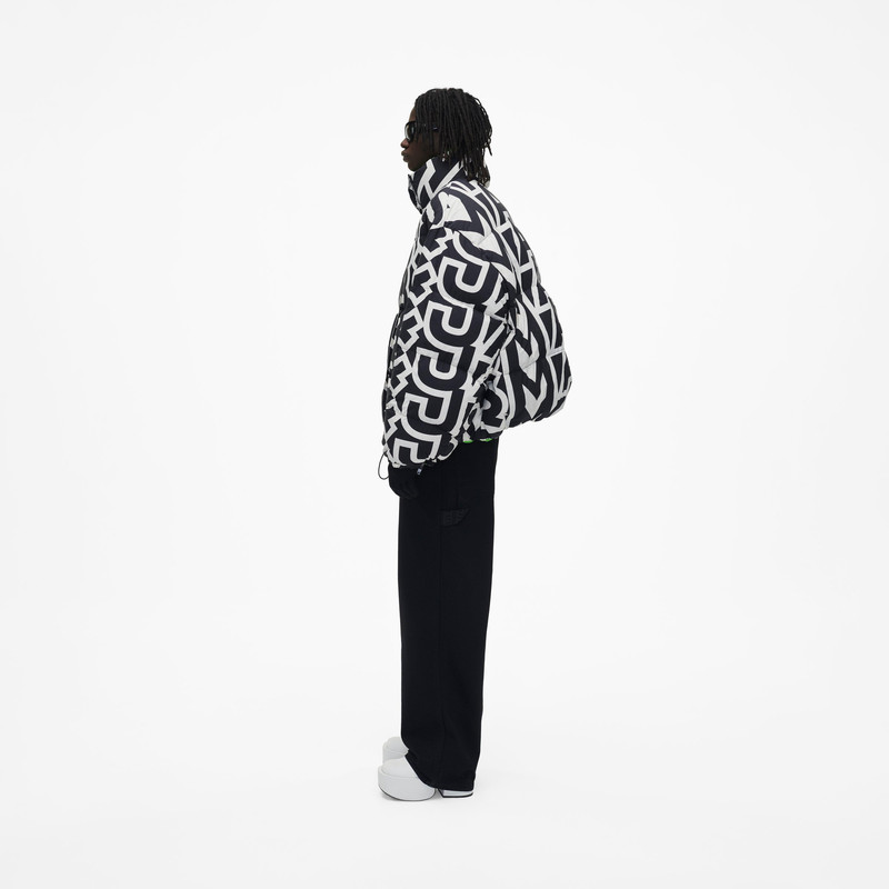 THE REVERSIBLE PUFFER 9