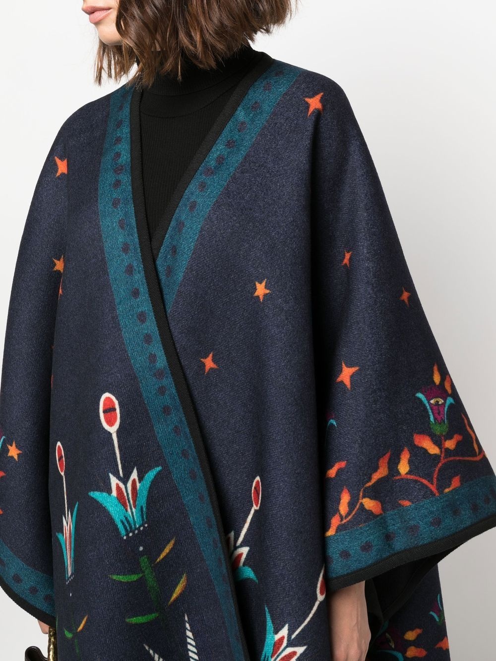 graphic-print poncho - 5