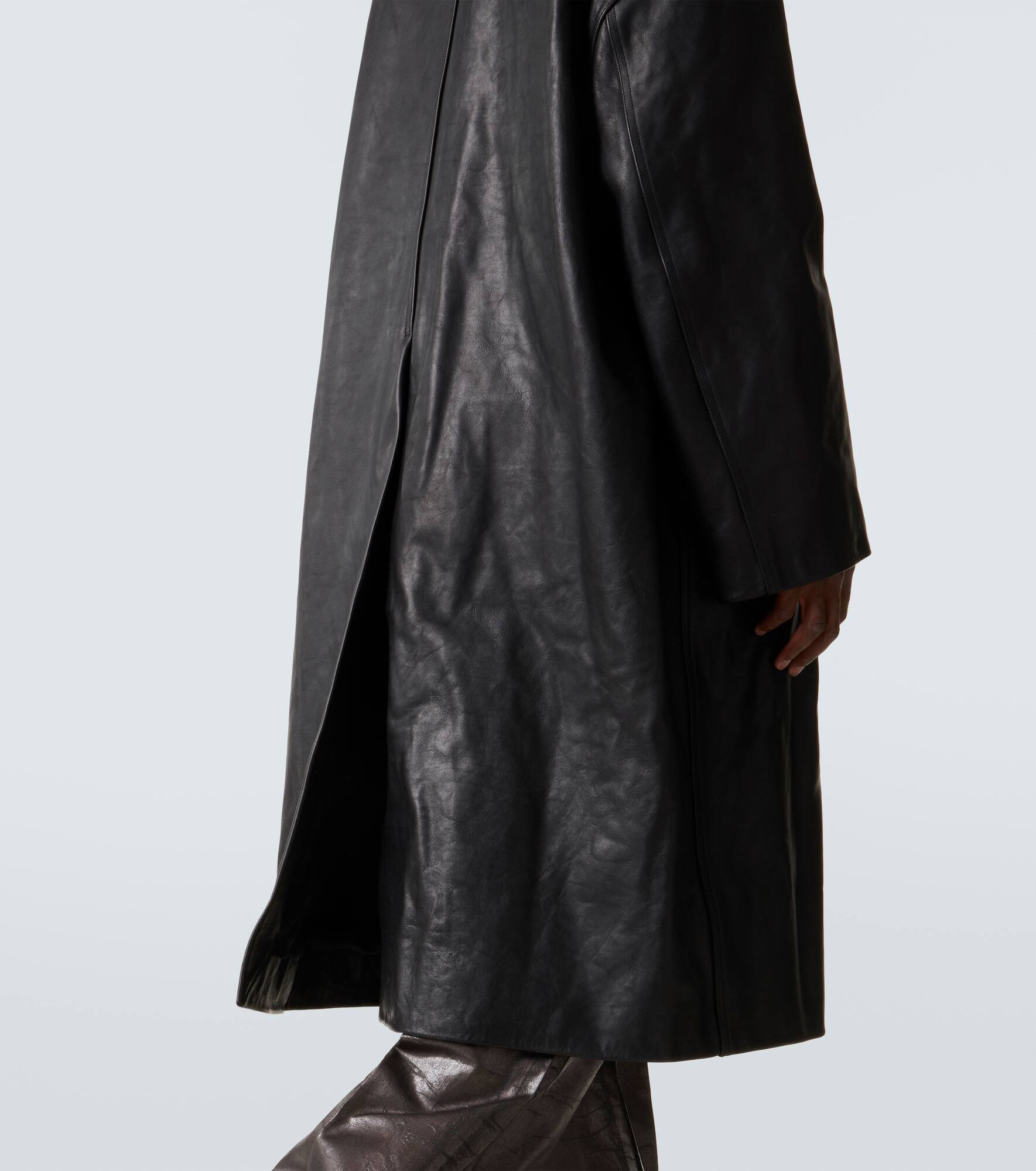 Leather coat - 7