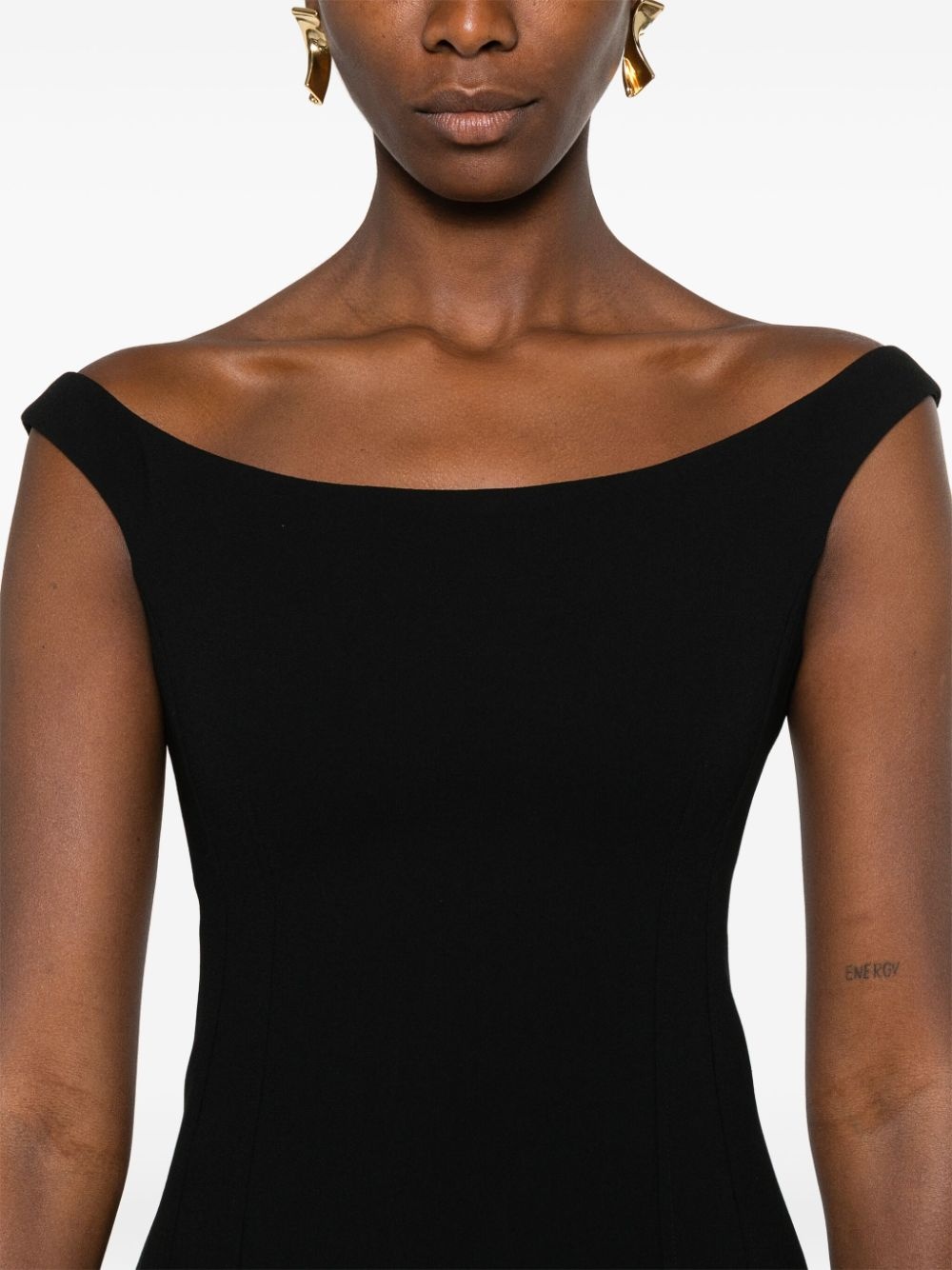curved off-shoulder maxi dress - 5
