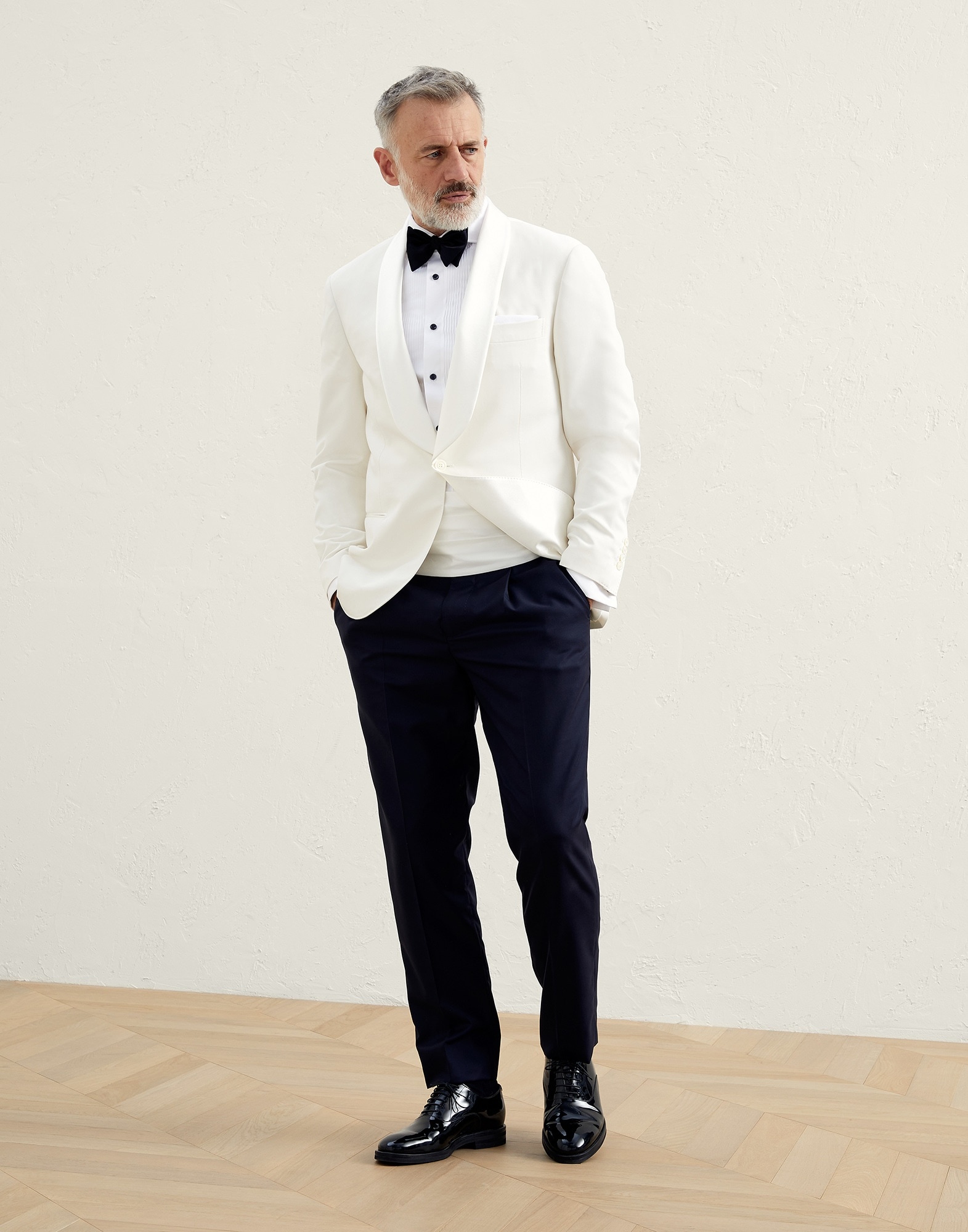 Lightweight virgin wool and silk twill tuxedo trousers with pleat - 4
