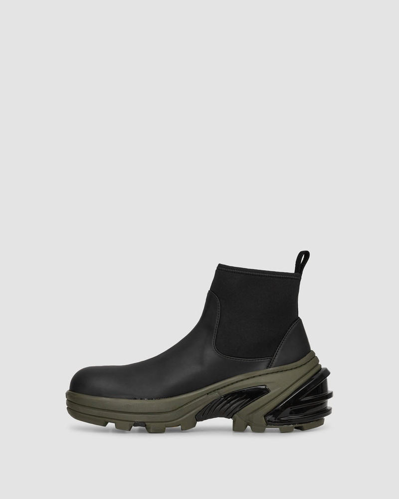 1017 ALYX 9SM MID BOOT WITH VIBRAM SOLE outlook